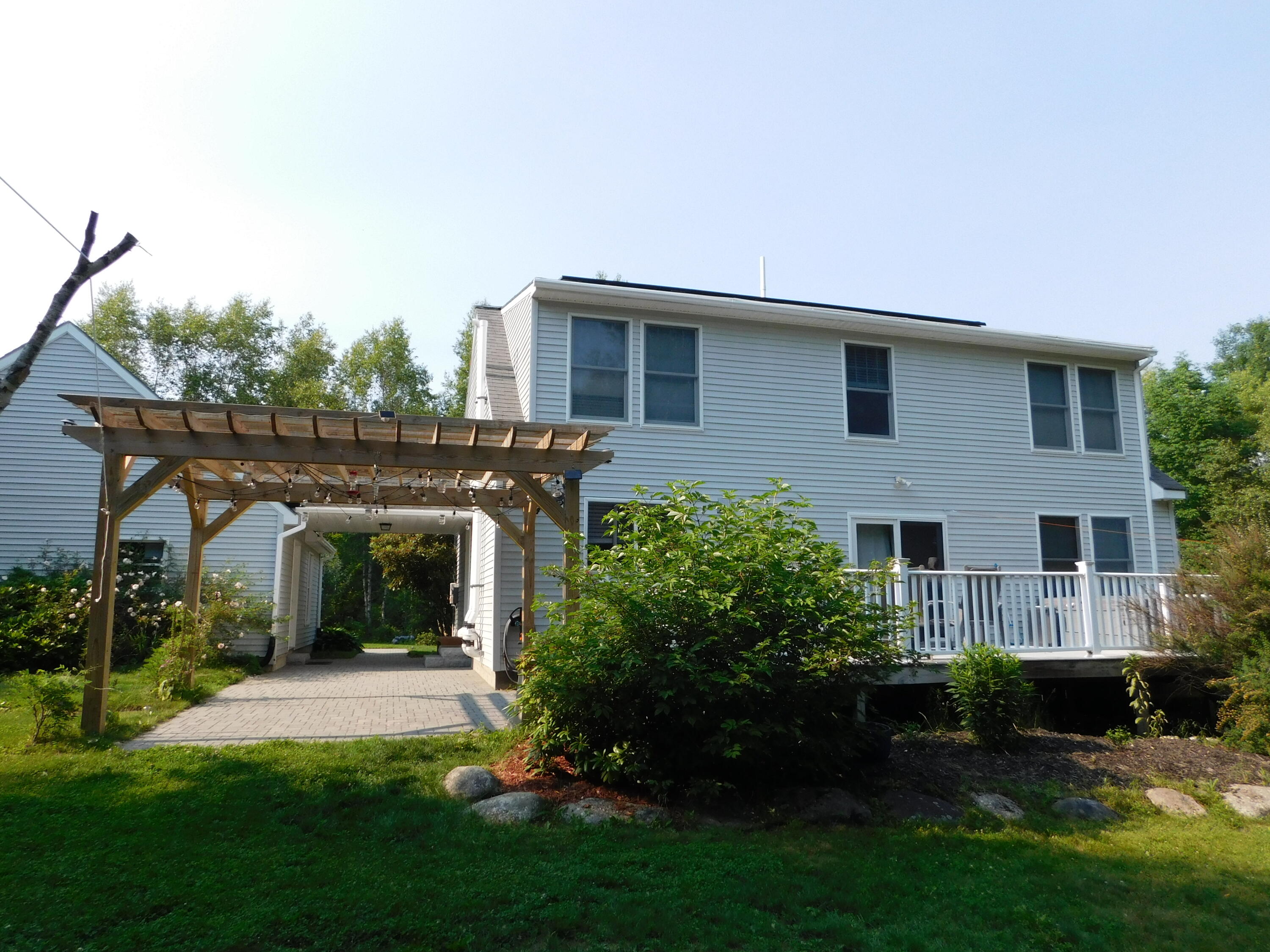 235 Nicolin Road