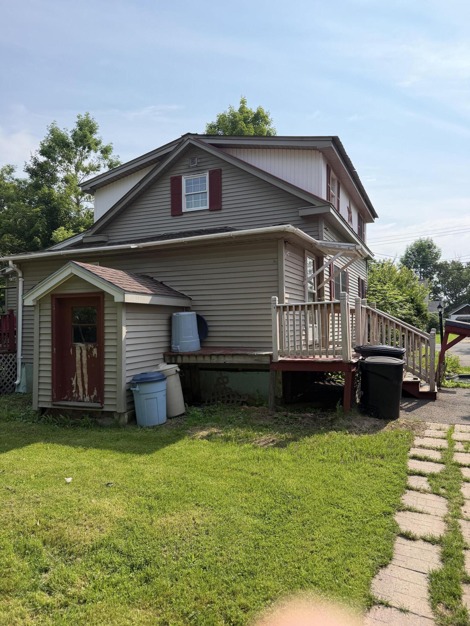 27 Delmont Street