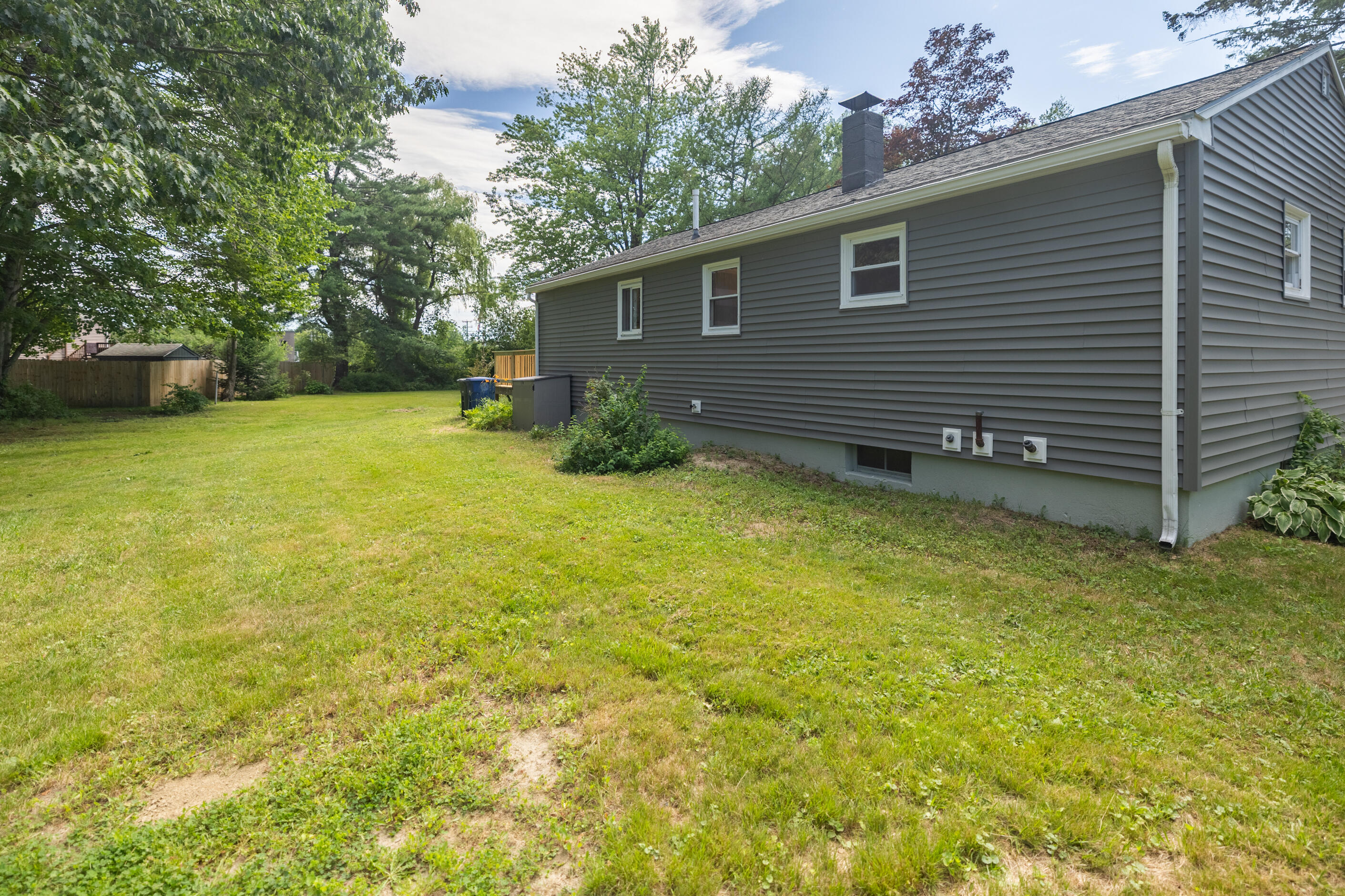 27 Oriole Street
