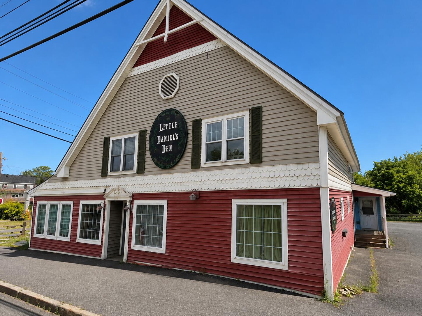 90 E Main Street