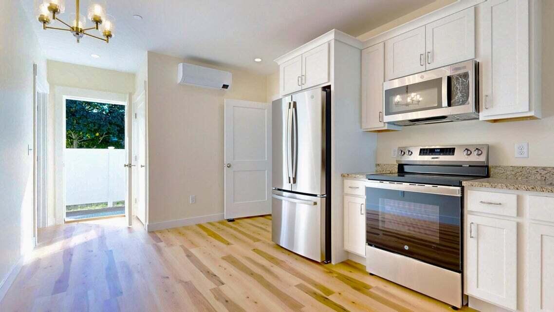16 Viking Lane 6