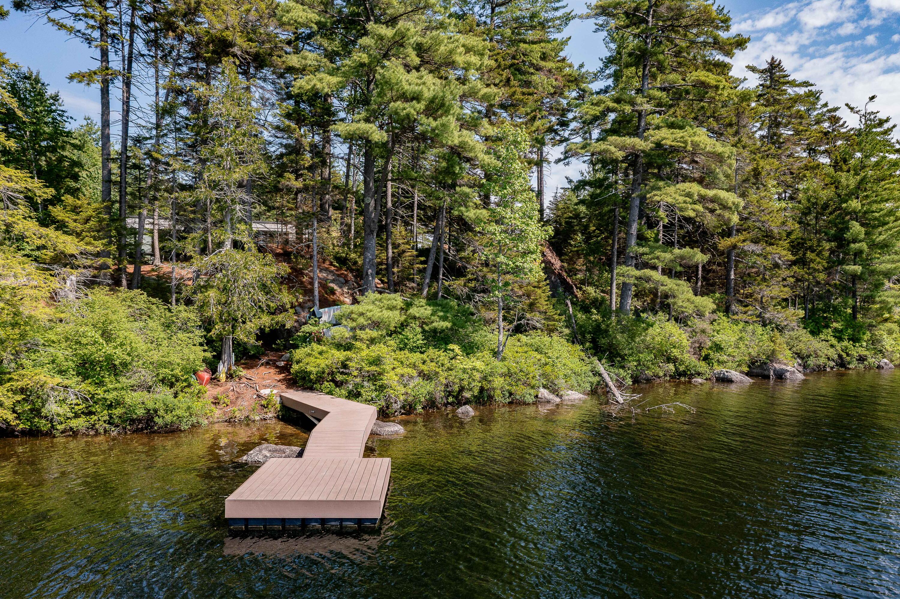 12 Moose Tuchus Point