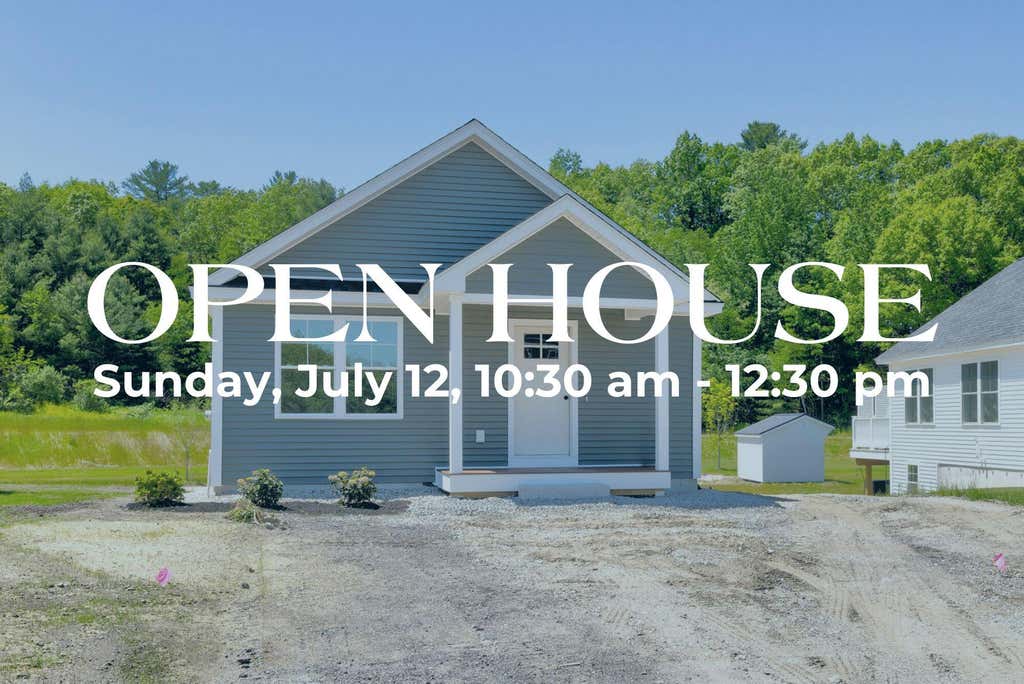 Photo of 19 Feldspar Lane #10, Cumberland, ME 04021 (MLS # 1670861)