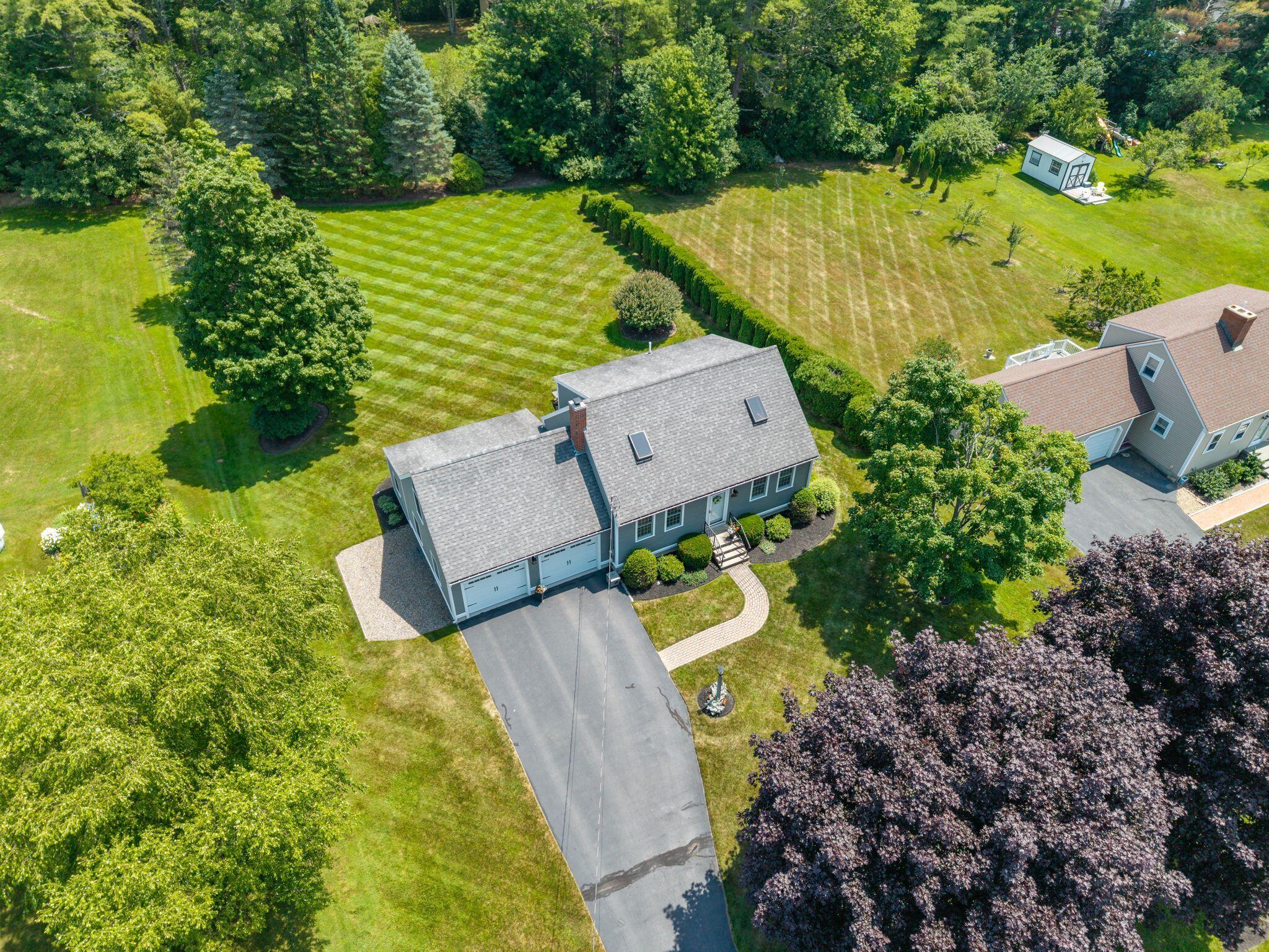 14 Flint Rock Drive