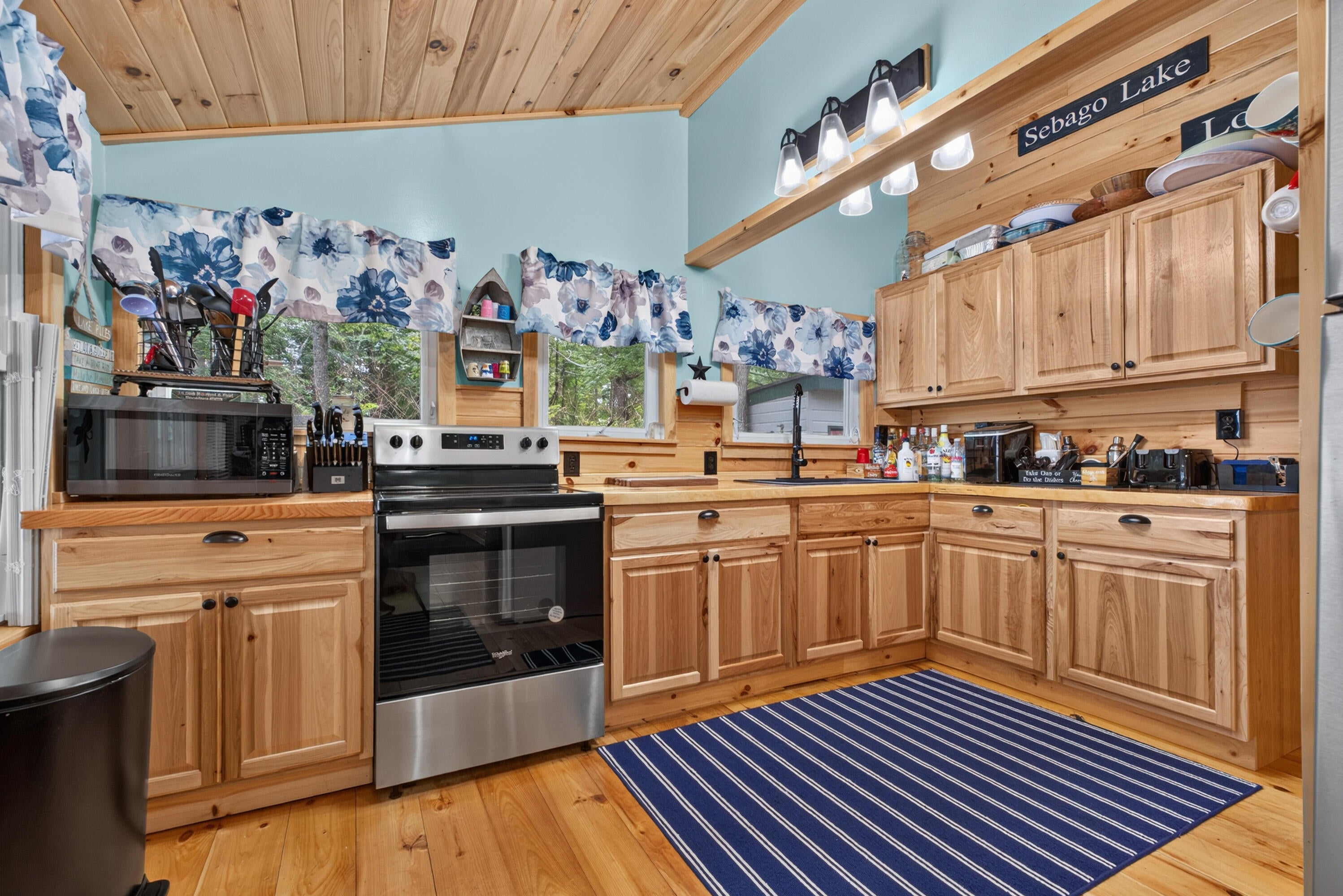 13 Tall Pines Road