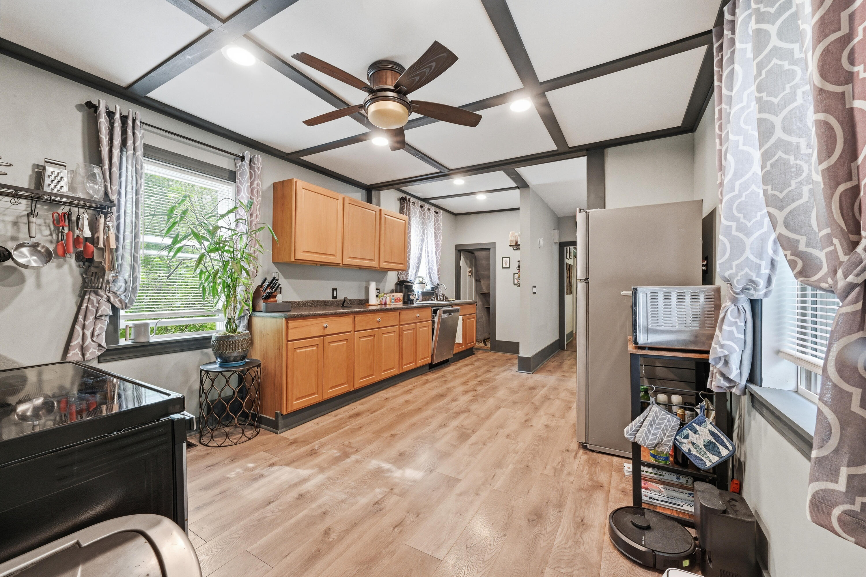 60 Ossipee Trail W