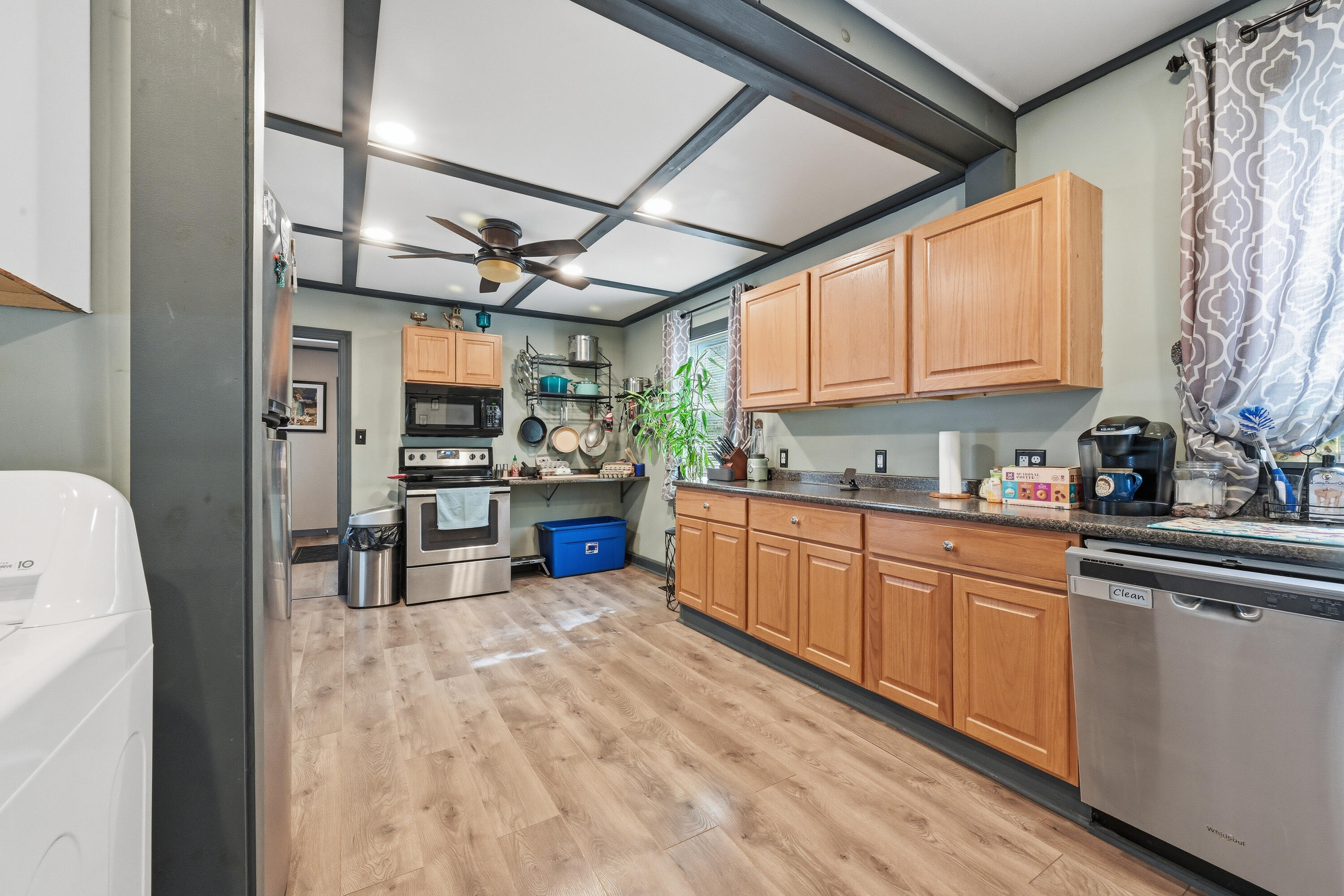 60 Ossipee Trail W