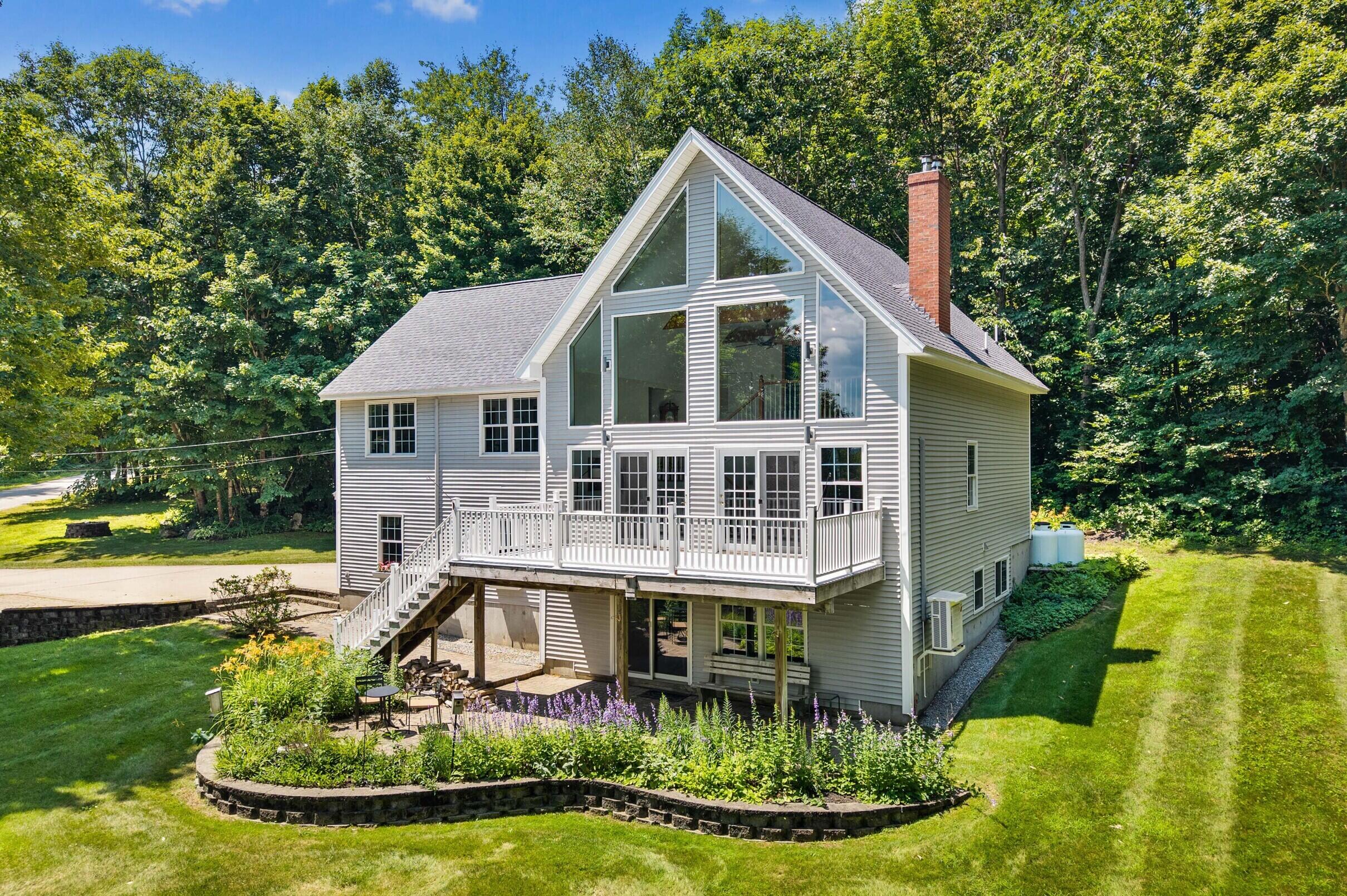43 Hoyt Drive