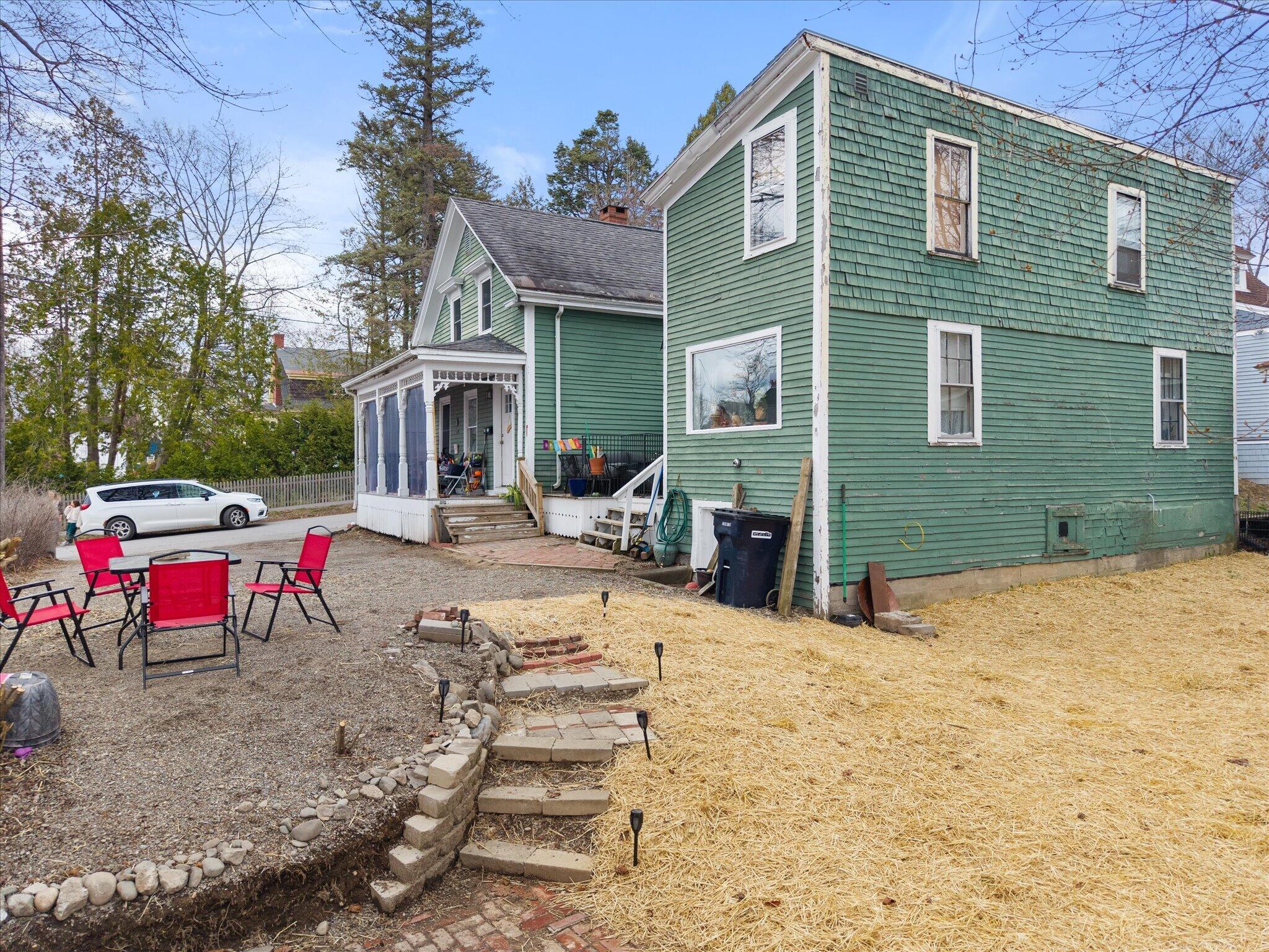 15 Grant Street