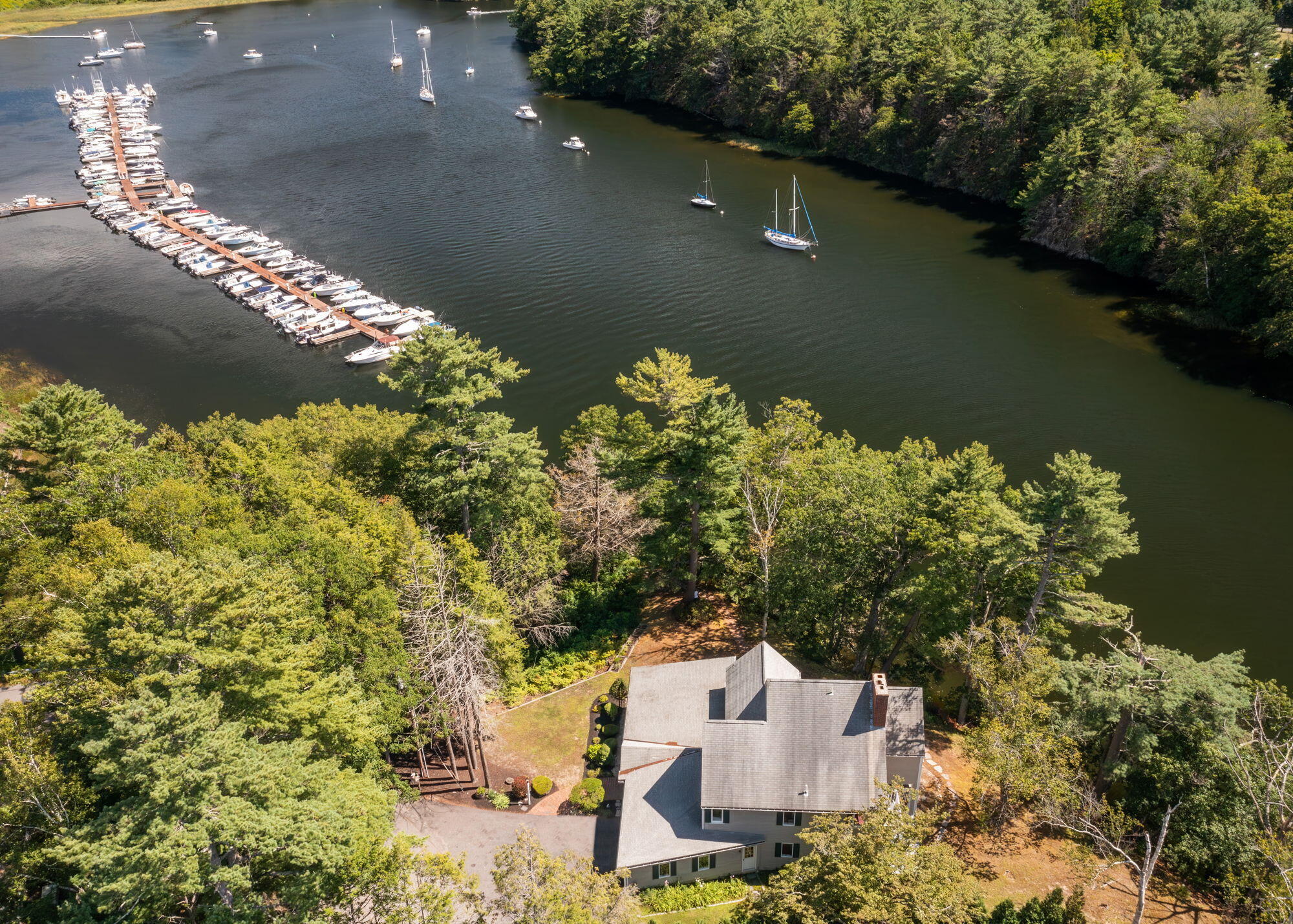 21 Glenhaven Circle W