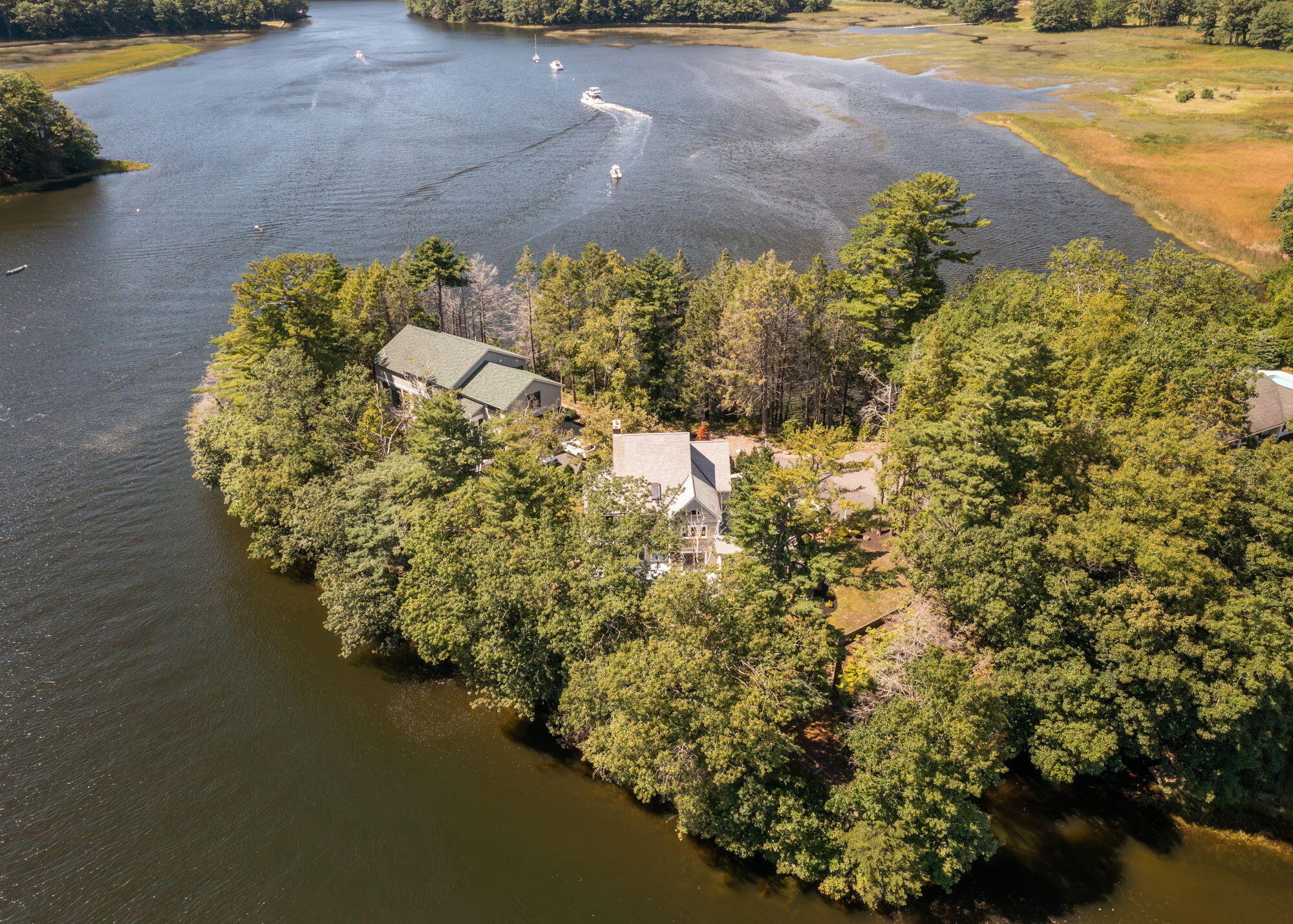 21 Glenhaven Circle W