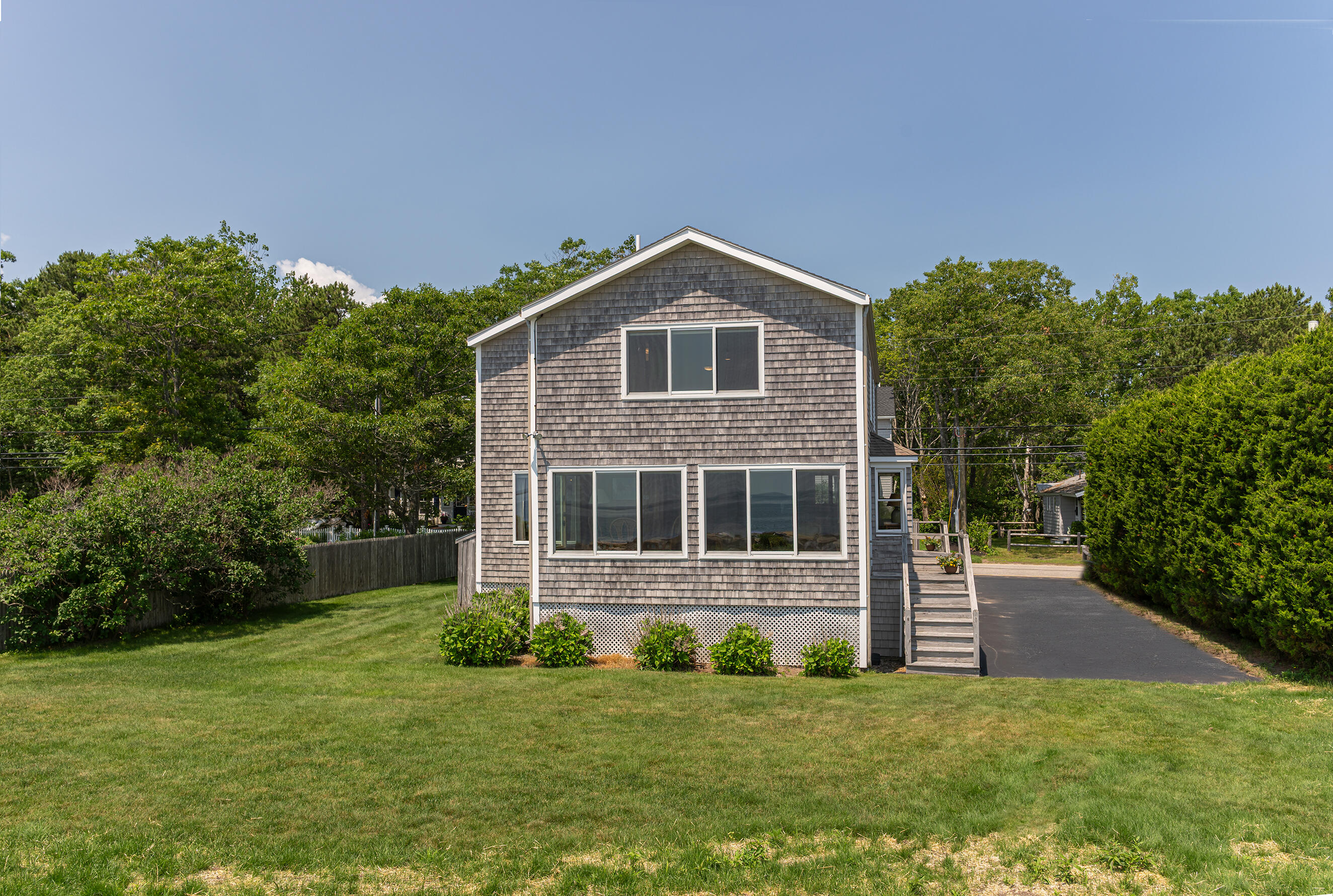 669 Kings Highway