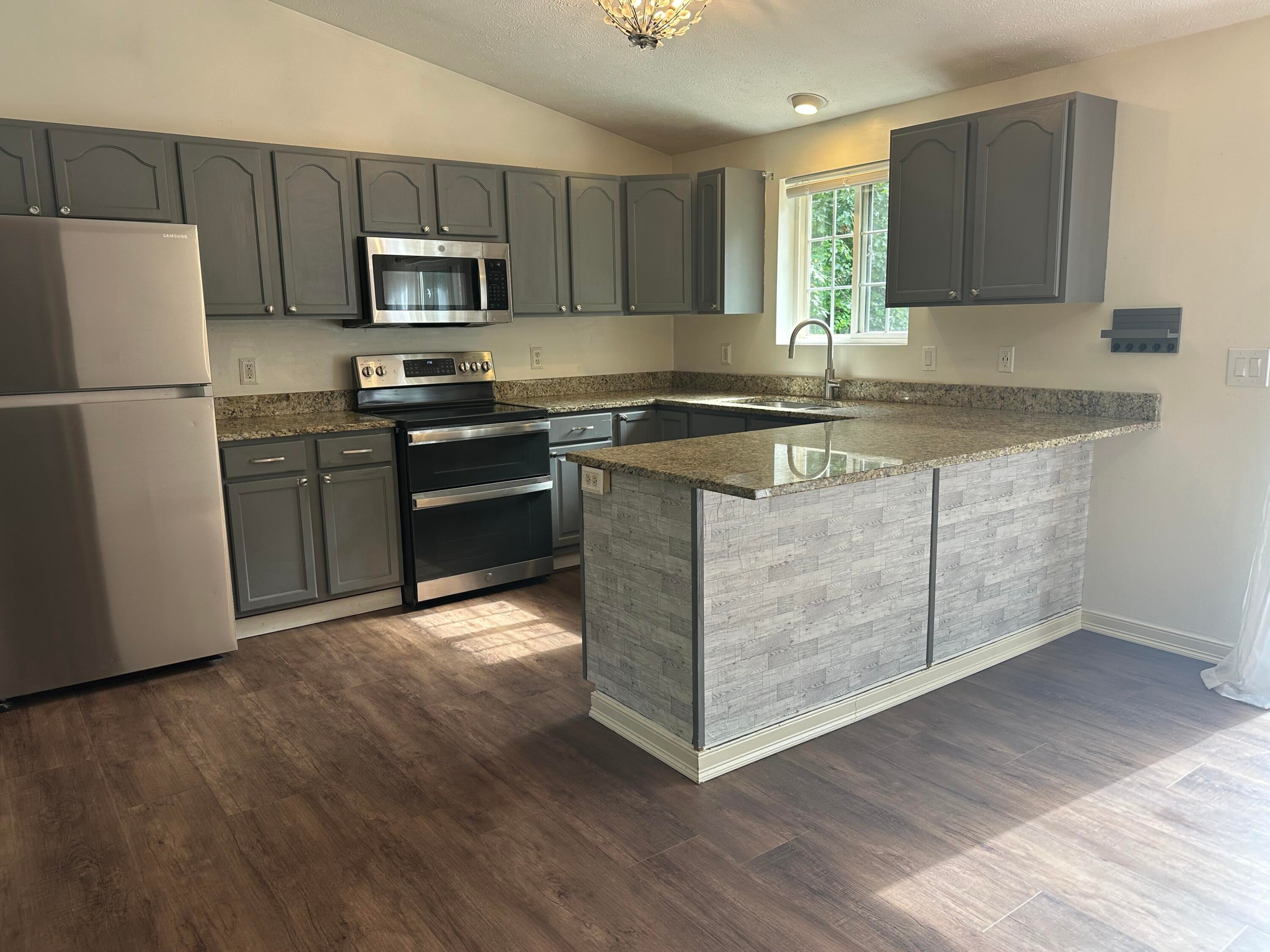 33 Mcgill Fern Road