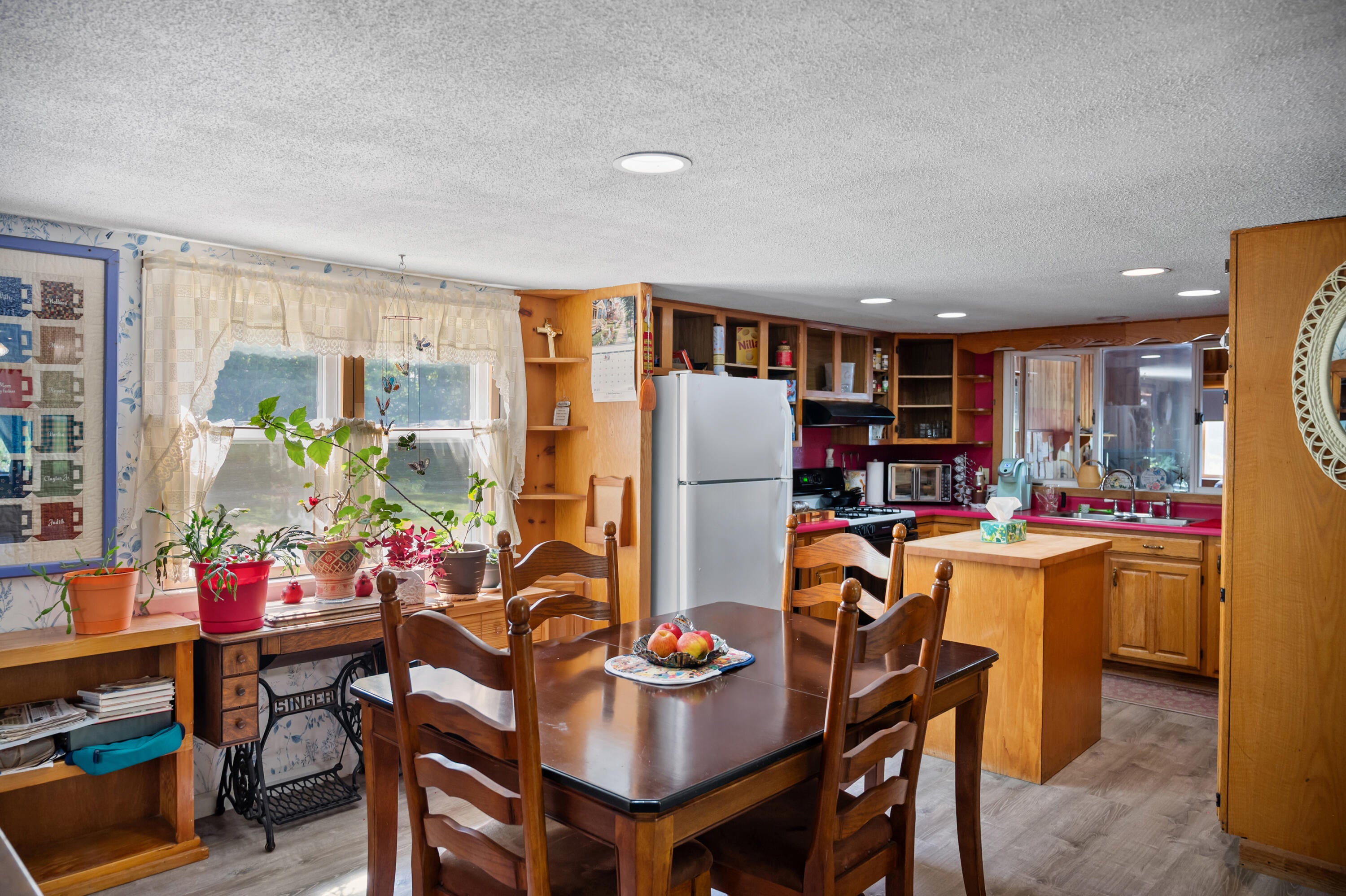 124-128 Sokokis Trail N