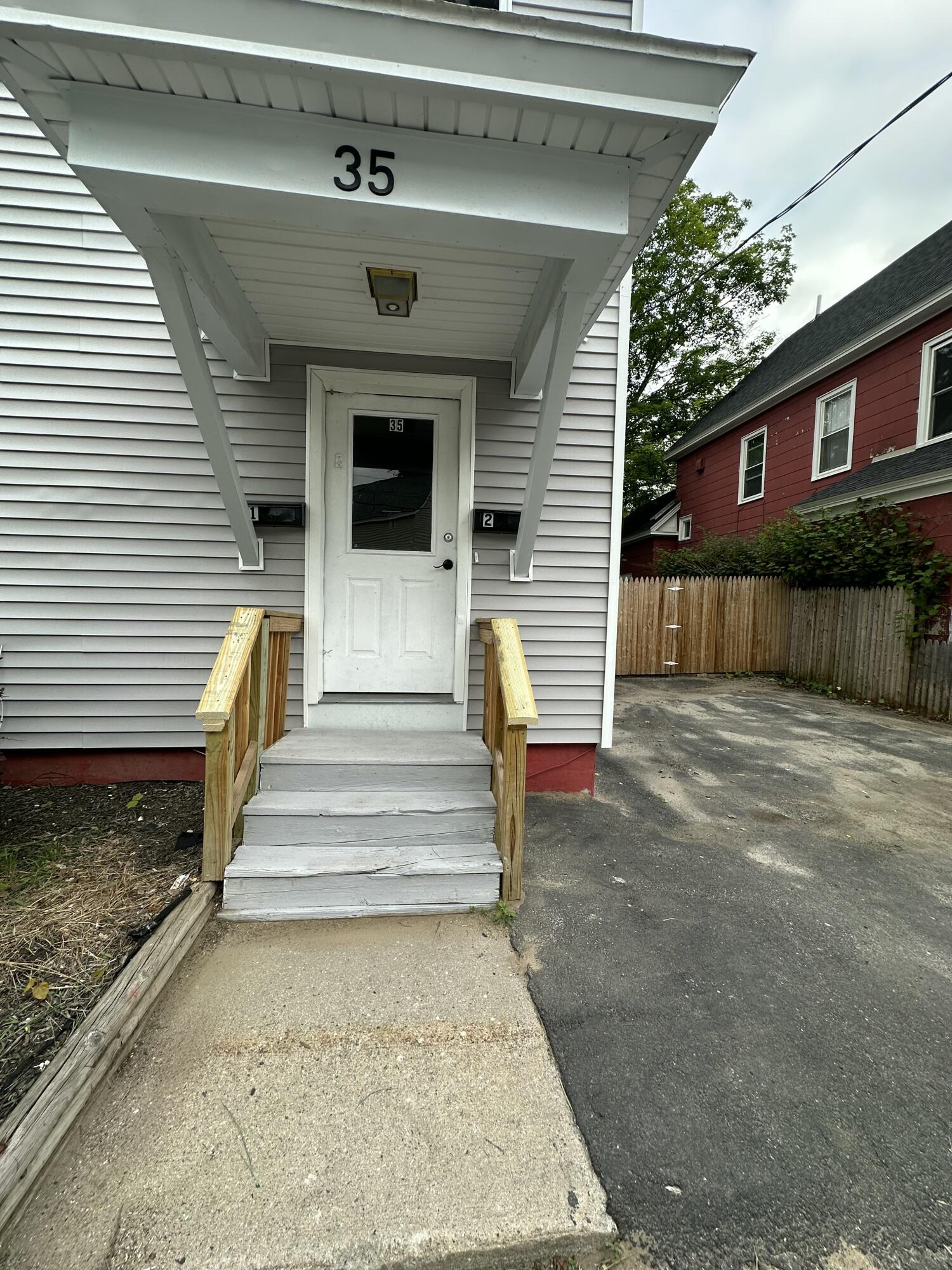35 Pine Street