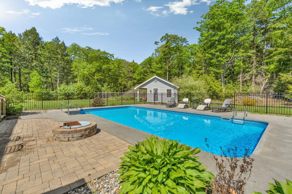 Photo of 115 Brackett Road, Brunswick, ME 04011 (MLS # 1665931)