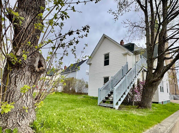 201 Knox Street