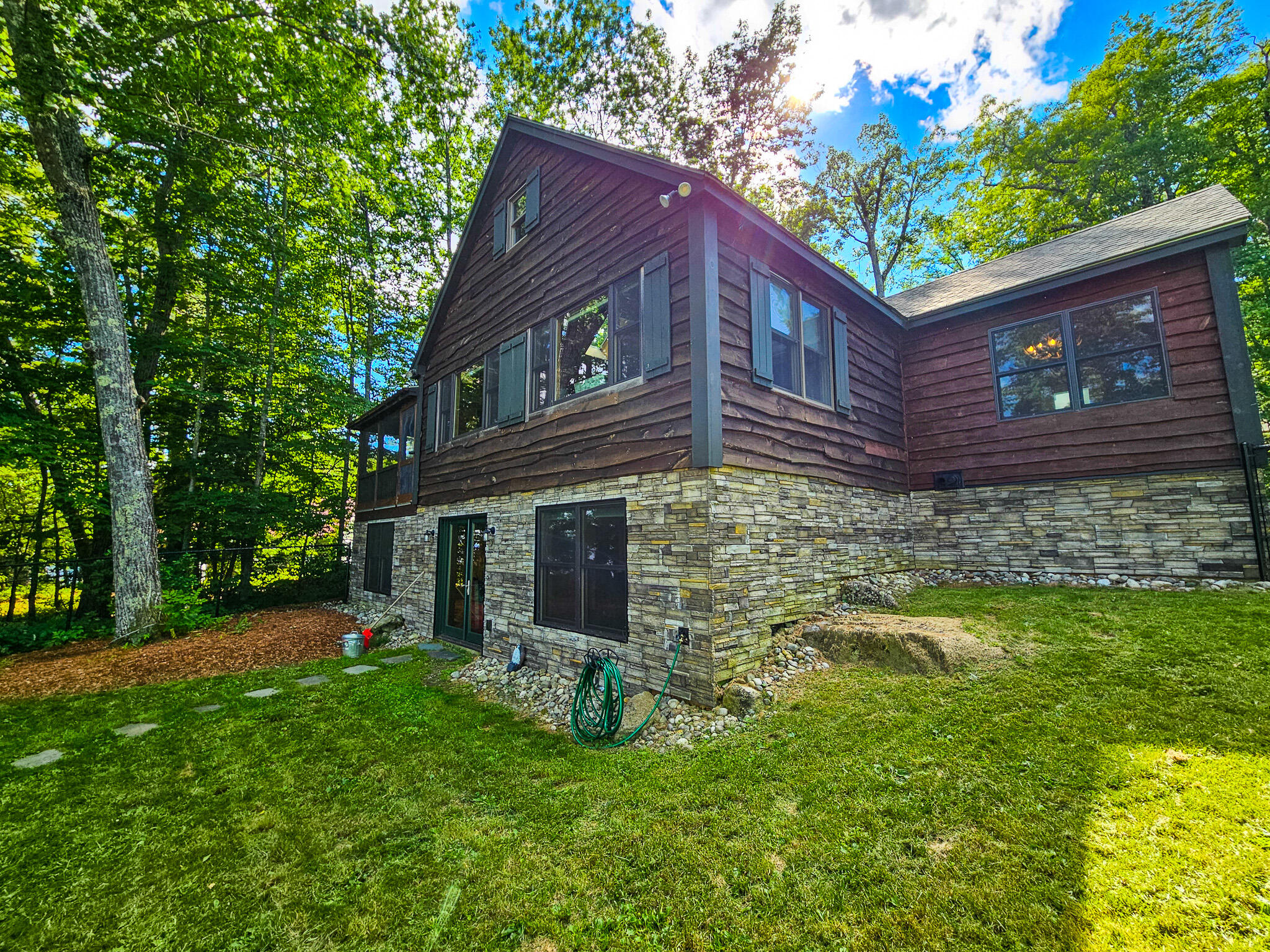 22 S Crane Lane