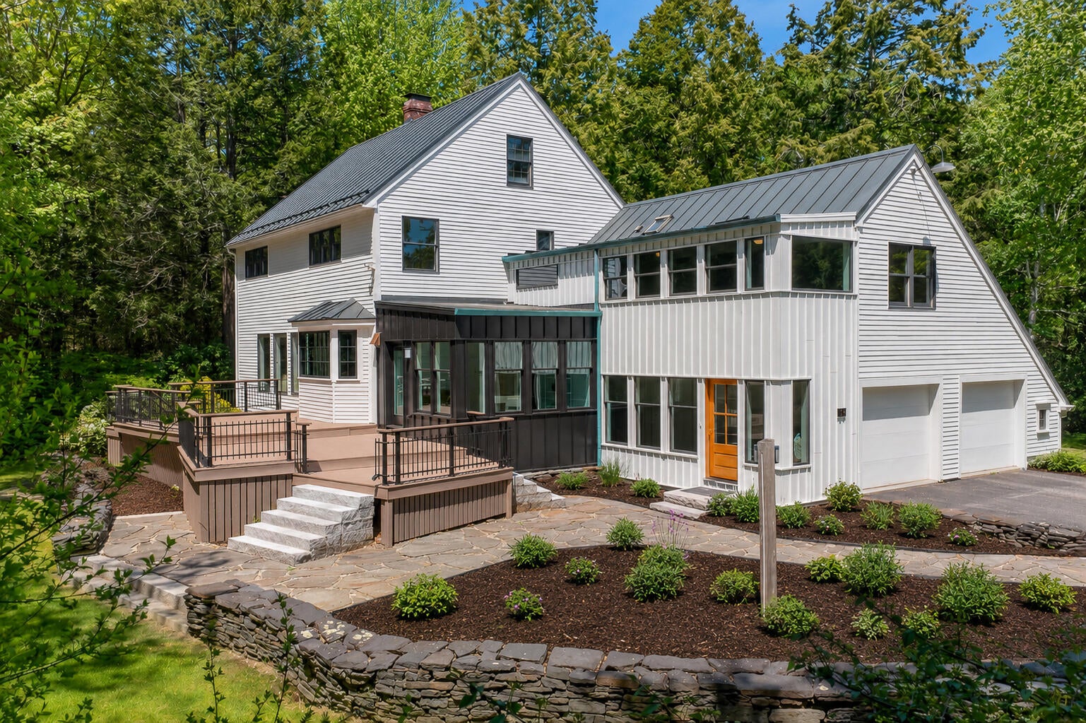 14 Pine Ridge Road