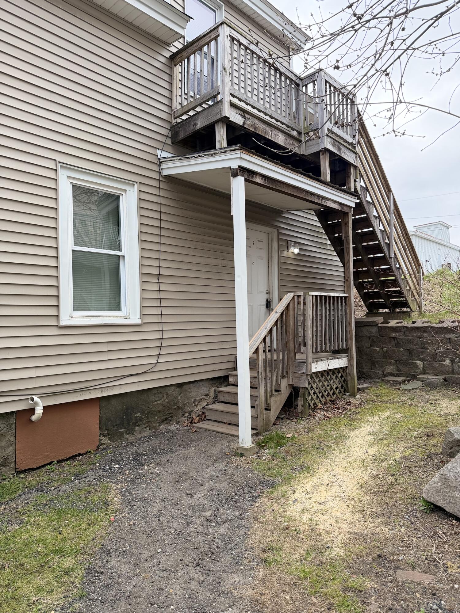15-17 Pleasant Street