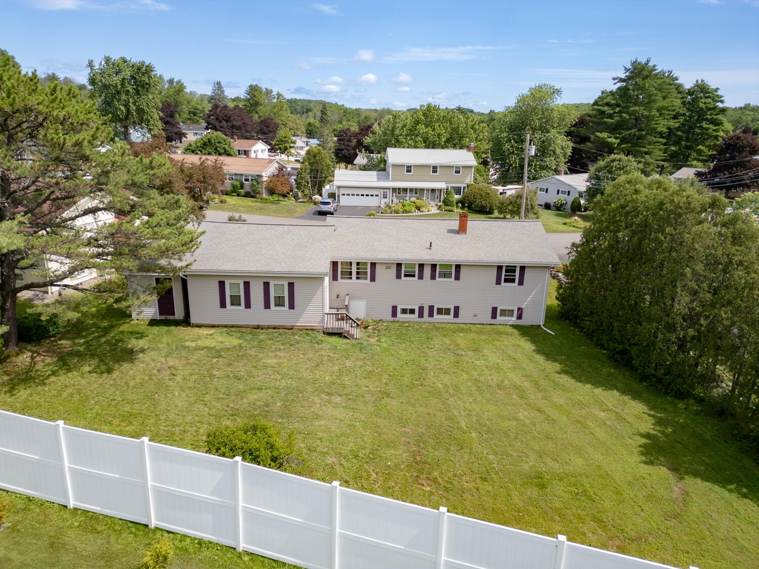 17 Heathwood Lane