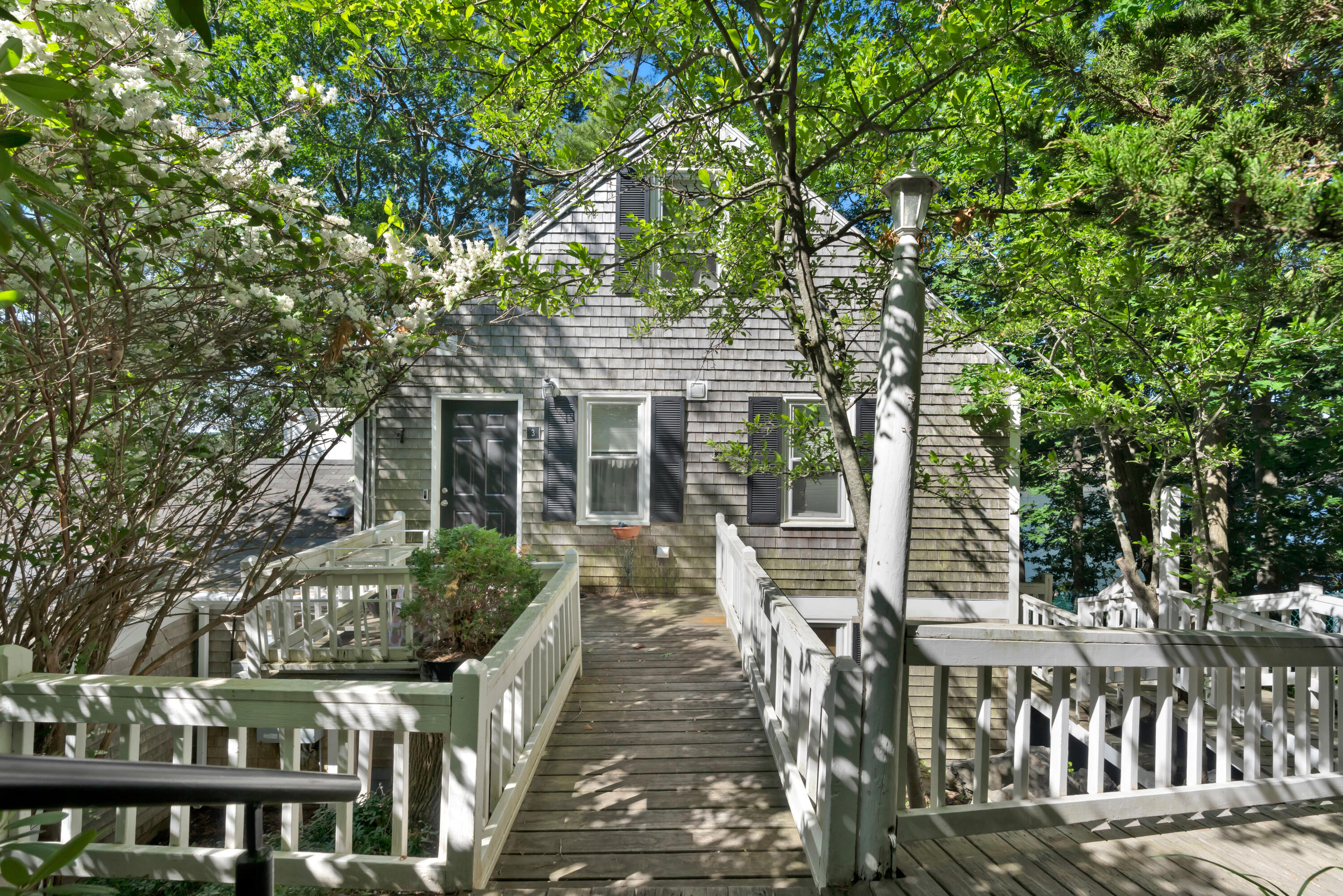 2 Bridgeview Terrace