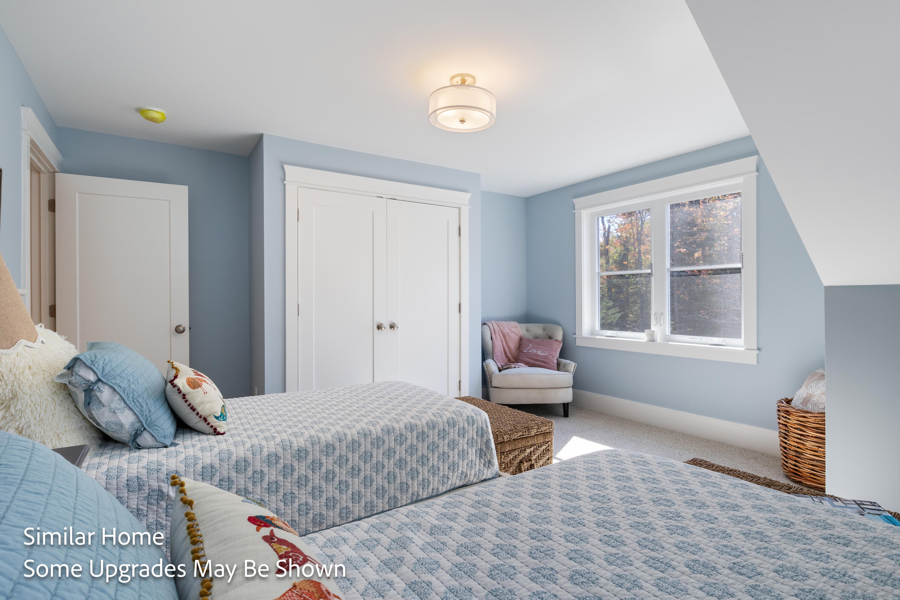 12 Creekside Court 12