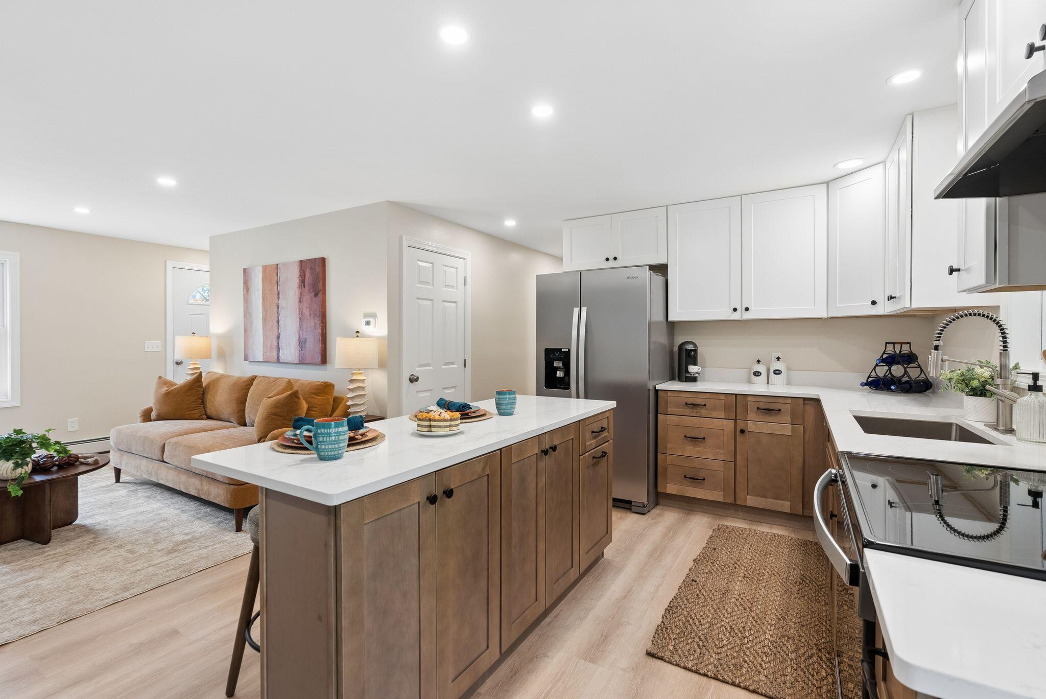 6 Ledgemere Drive