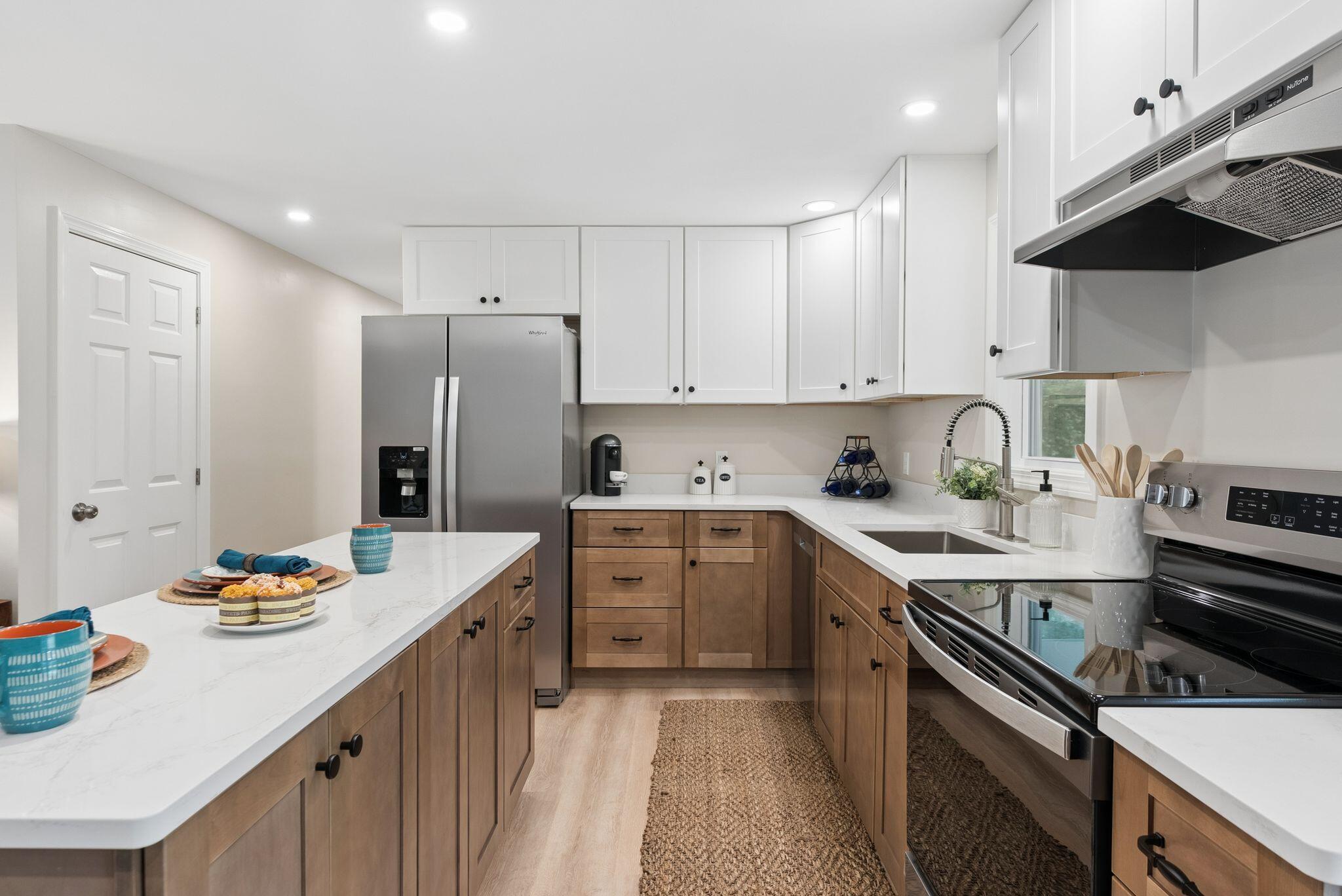 6 Ledgemere Drive