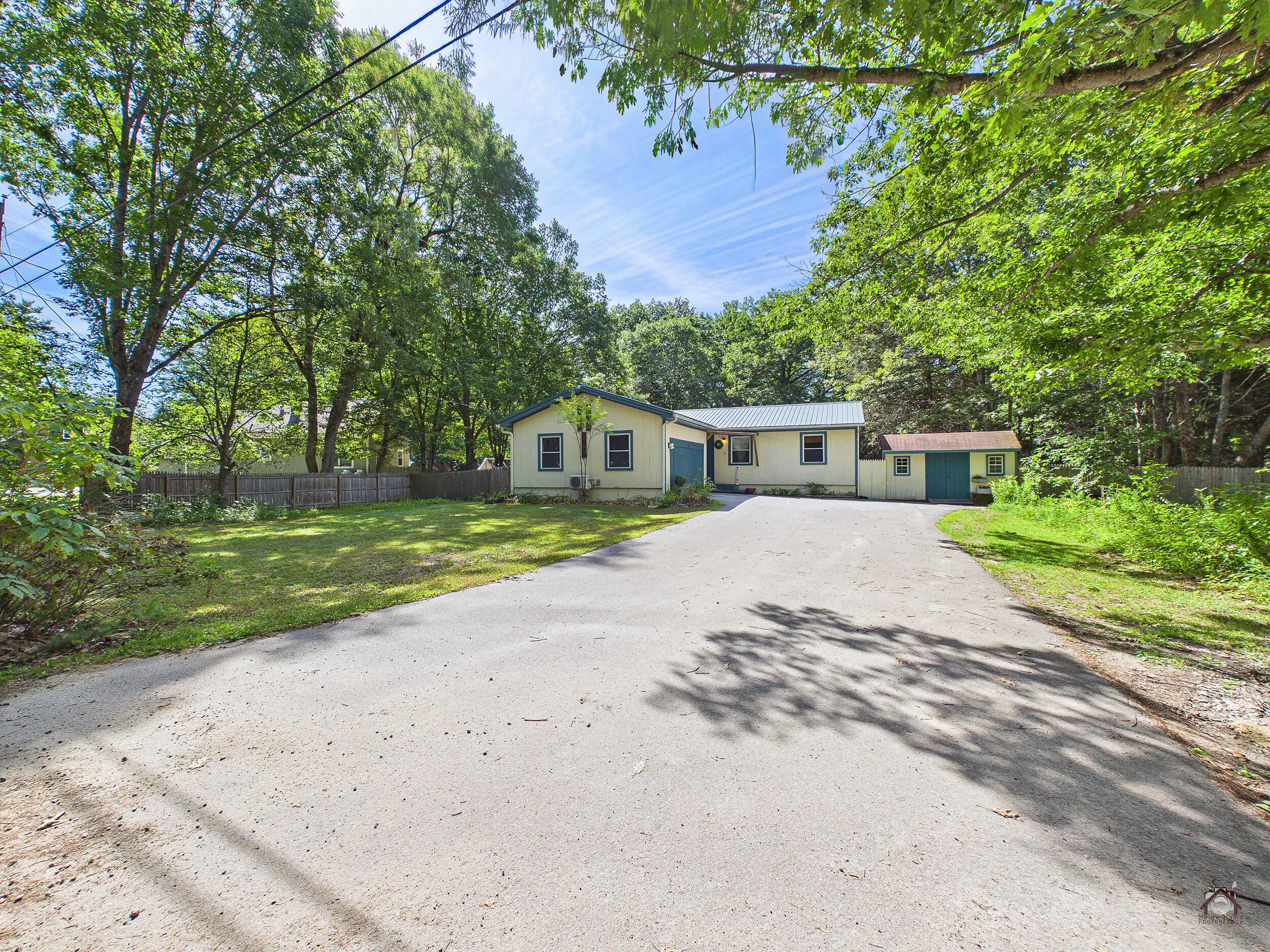 25 Range Road
