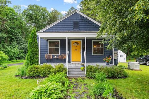 Photo of 418 Auburn Street, Portland, ME 04103 (MLS # 1668889)