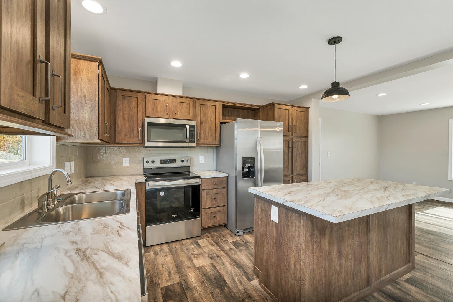 14 Colony Way