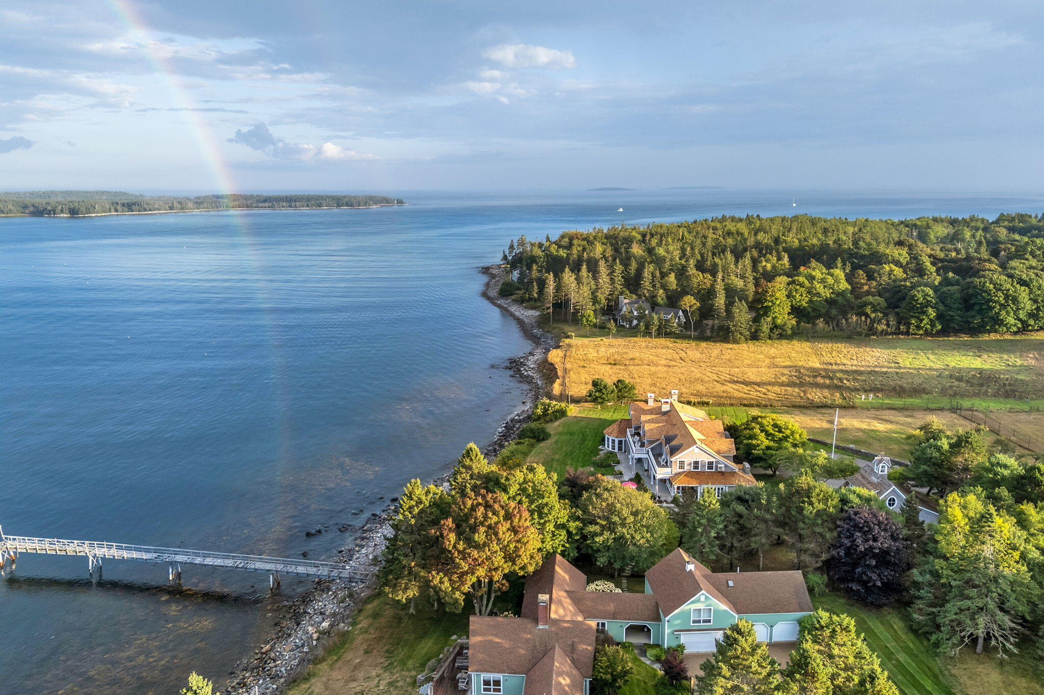 425 Seawall Road