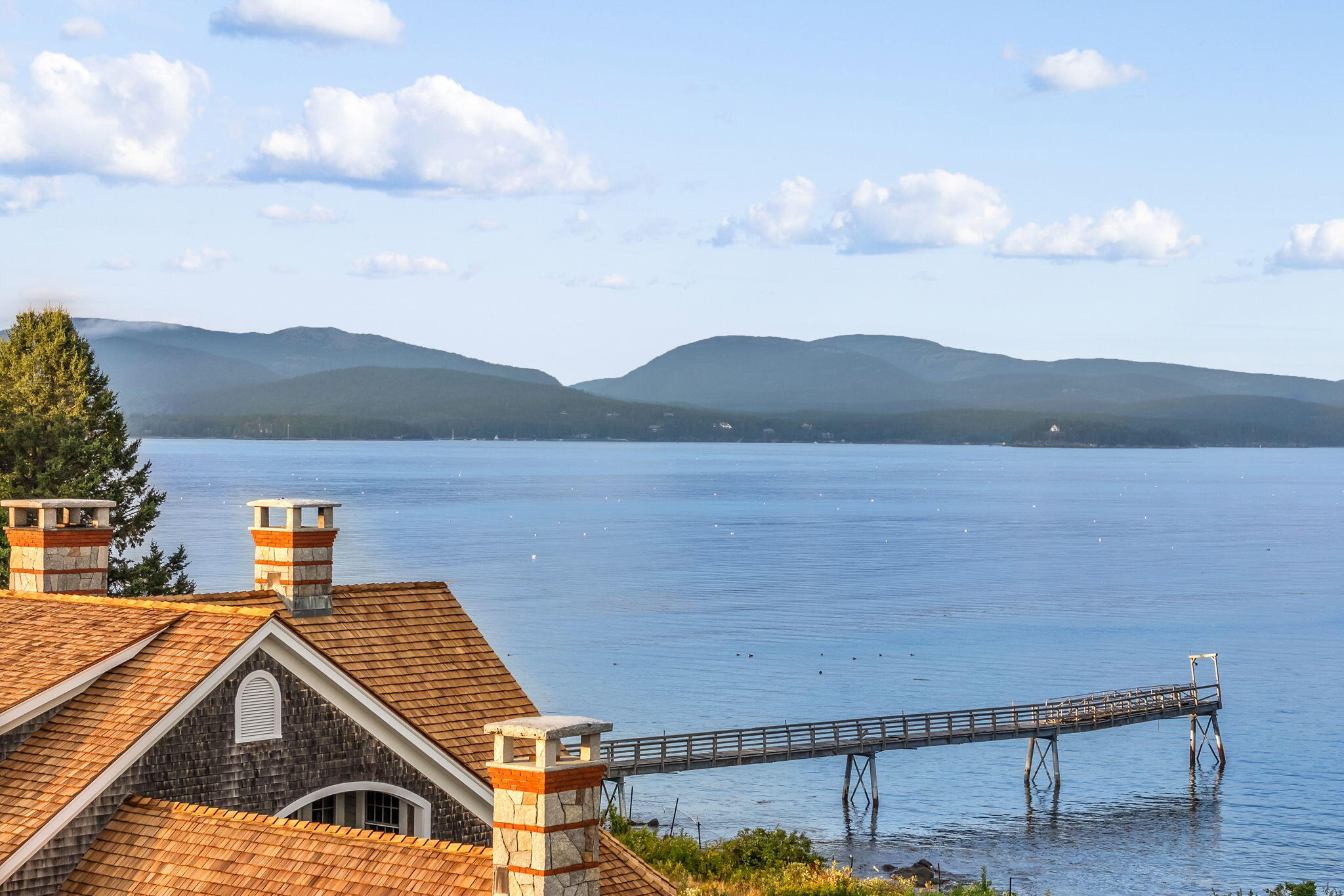 425 Seawall Road