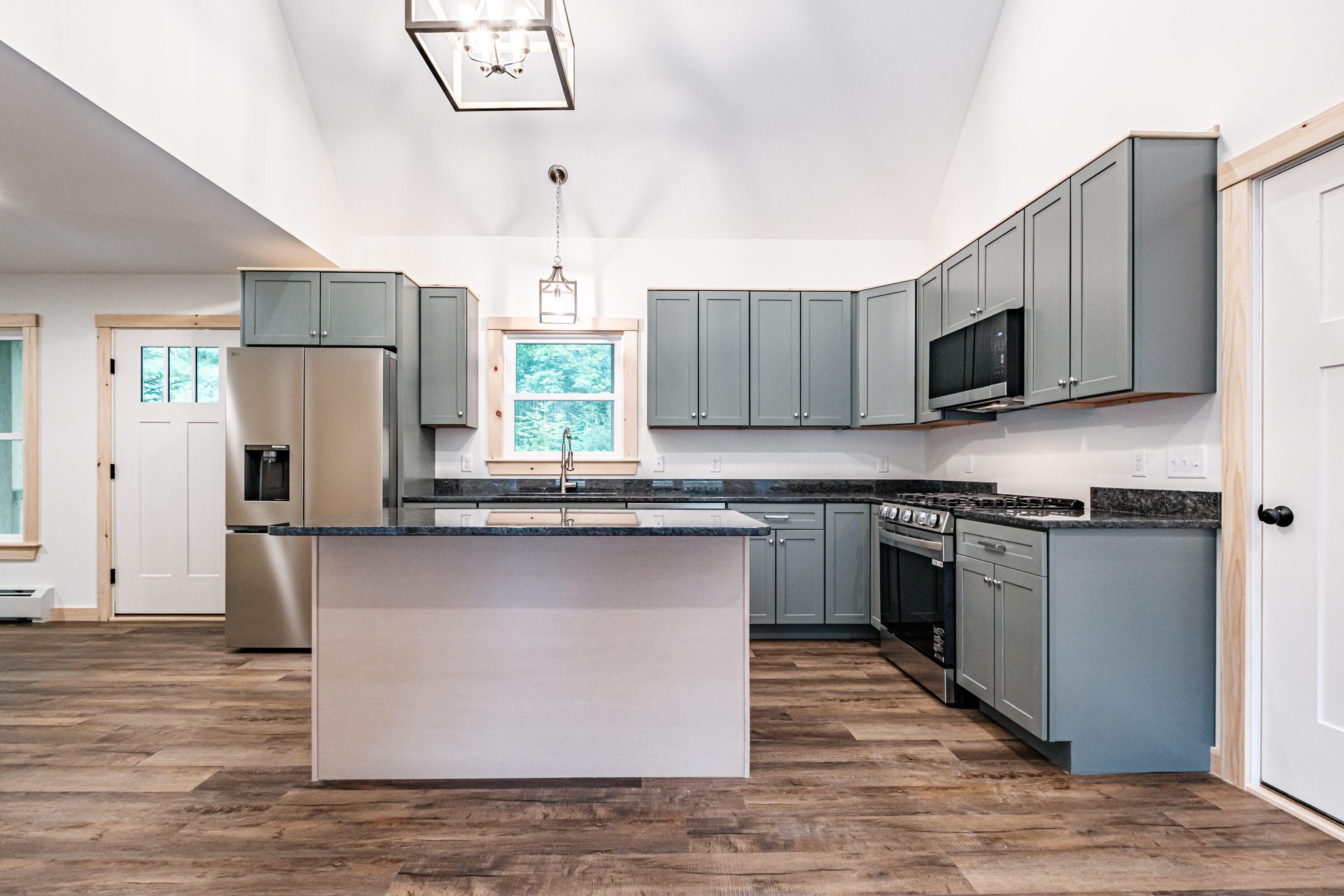 27 Powhatan Road