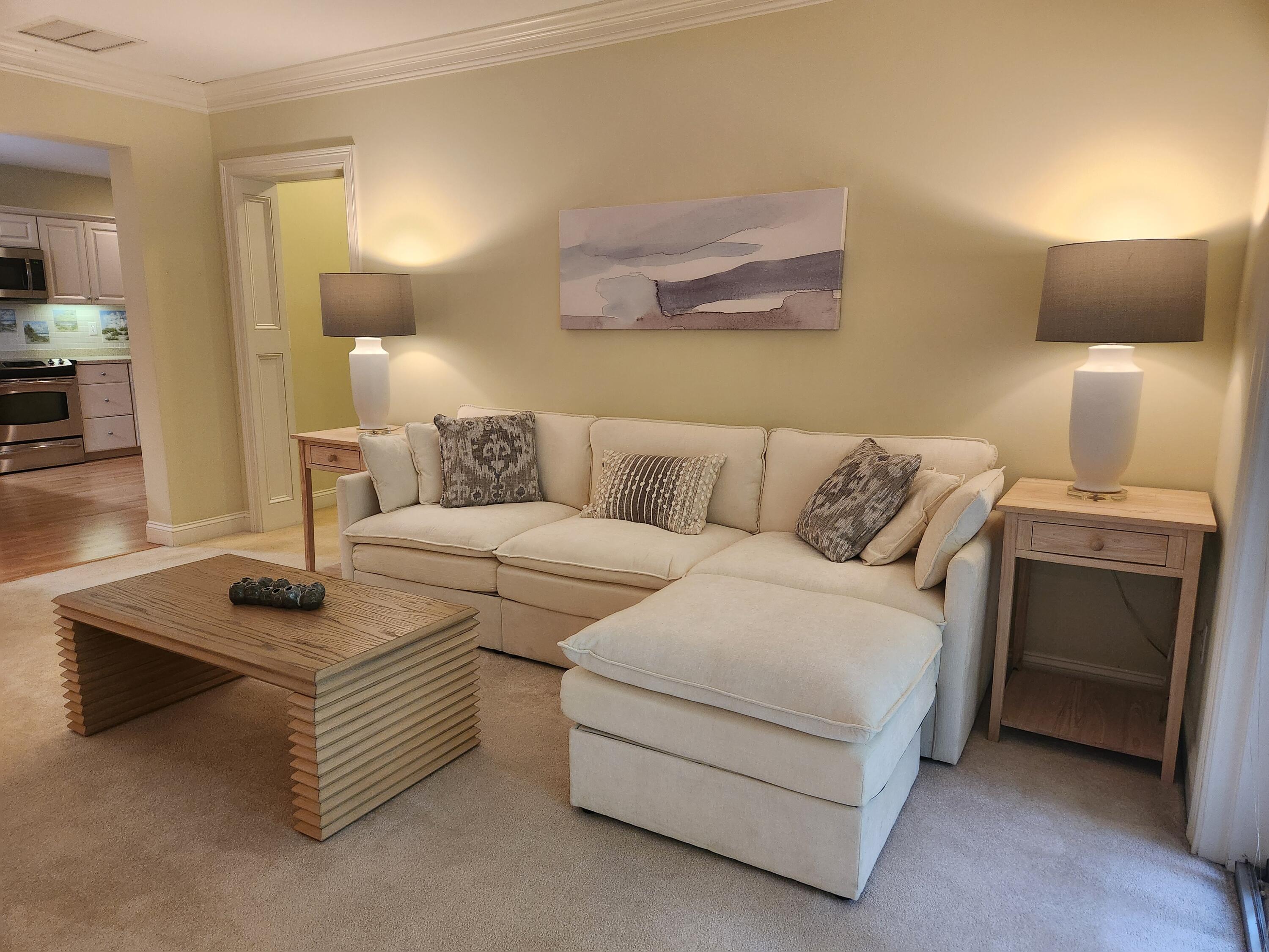 100 Shepards Cove Road F103