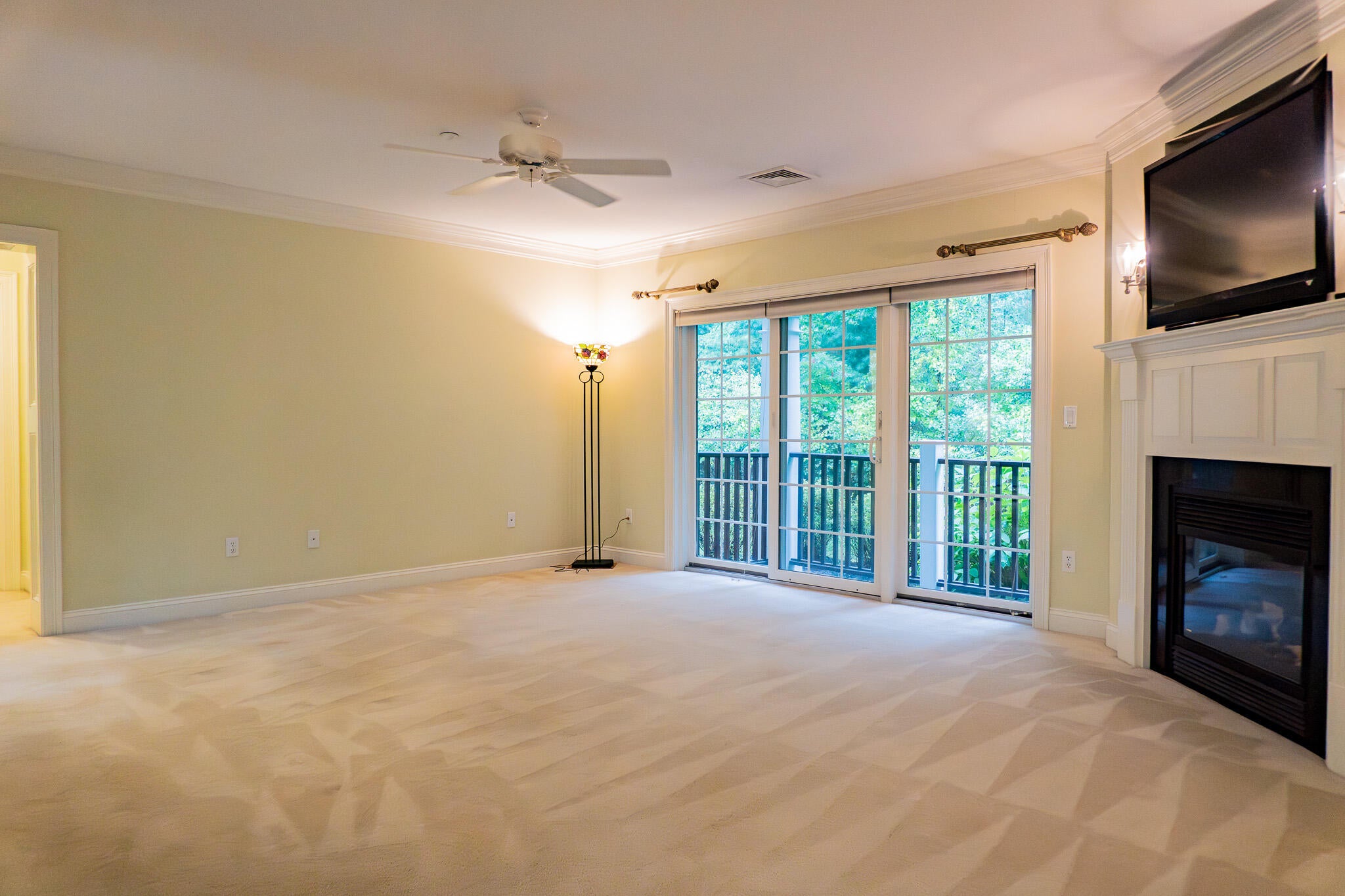 100 Shepards Cove Road F103