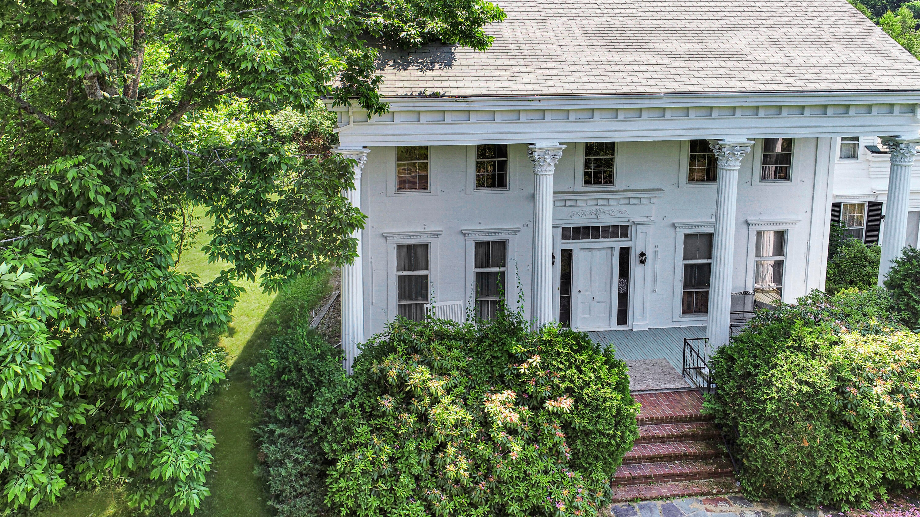 220 Bristol Road