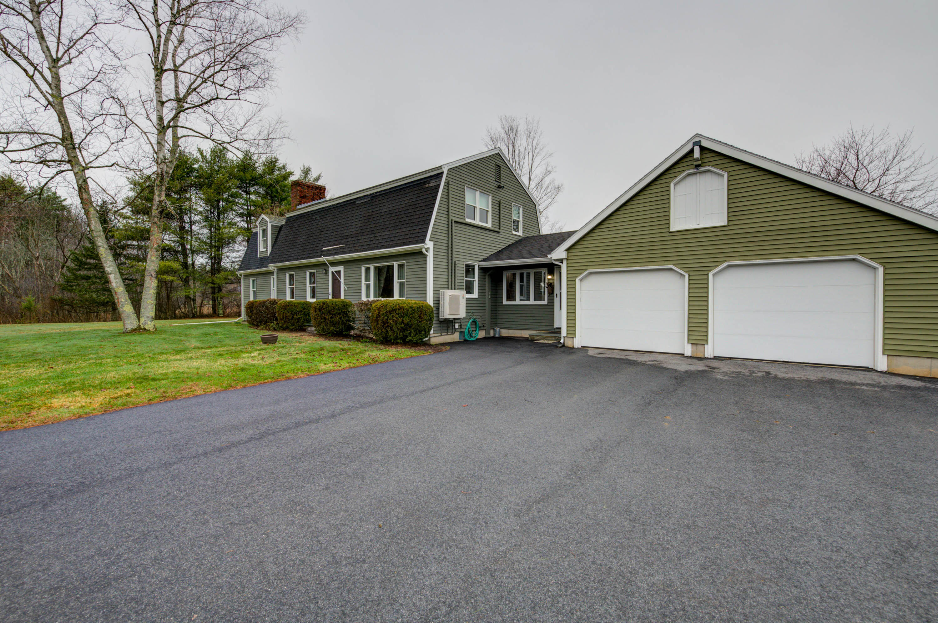 315 River Road