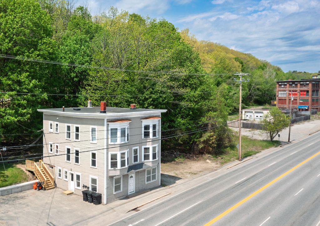 Photo of 91 Minot Avenue, Auburn, ME 04210 (MLS # 1664395)
