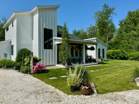 Photo of 12 Wallace Street, Kennebunk, ME 04043 (MLS # 1659088)