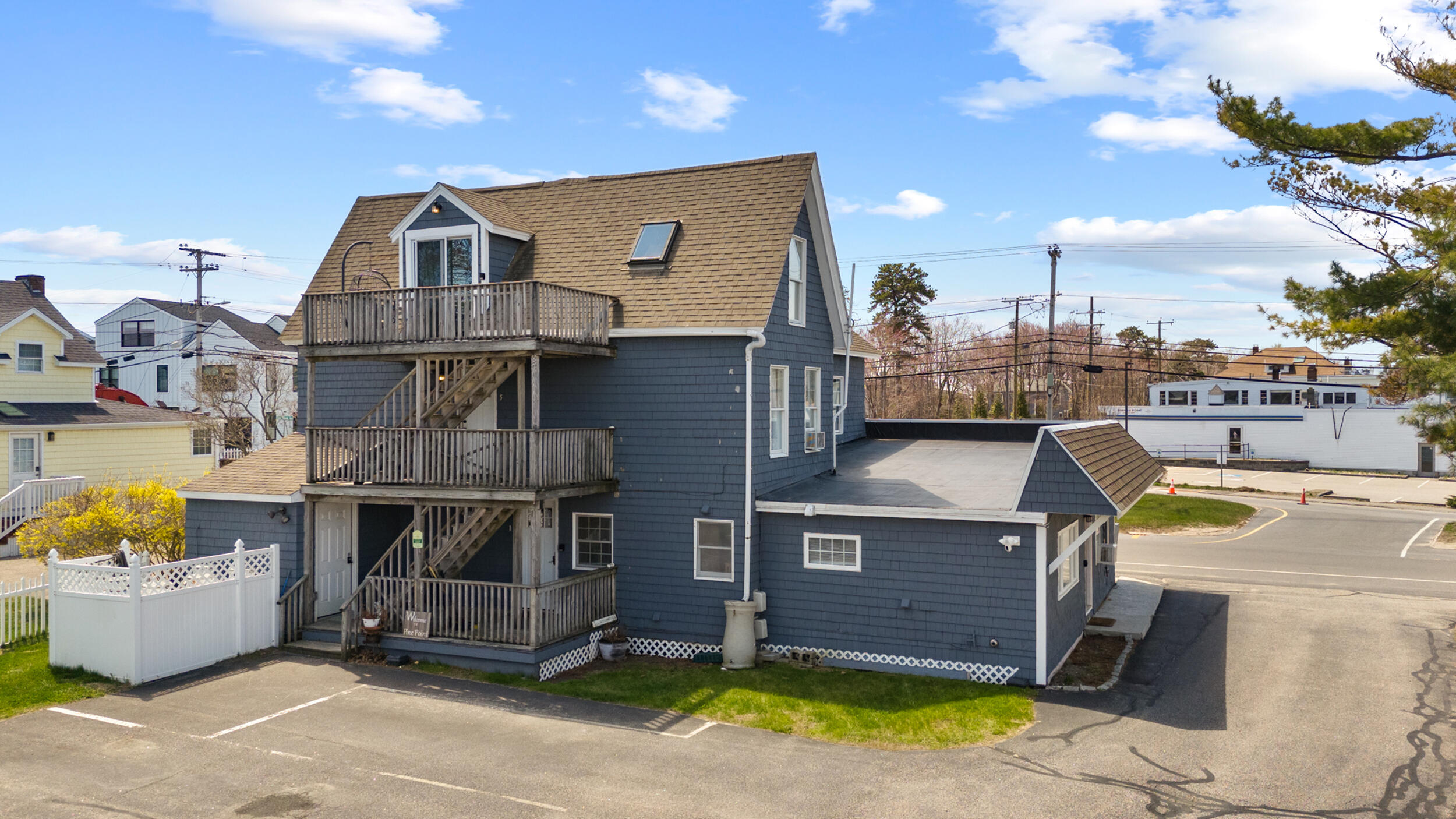 360 Pine Point Road
