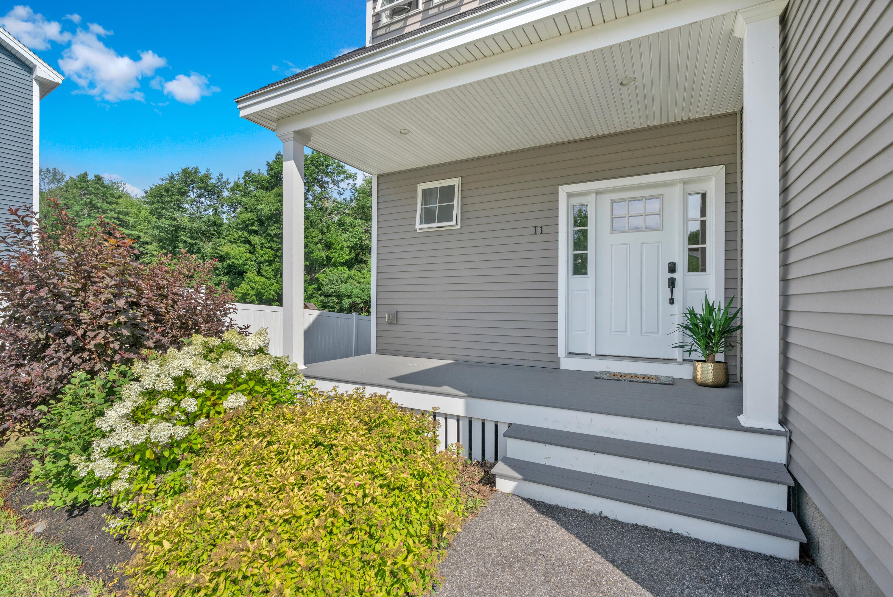 11 Dogwood Lane