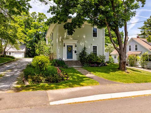 Photo of 5 Pearl Street #2, Camden, ME 04843 (MLS # 1666996)