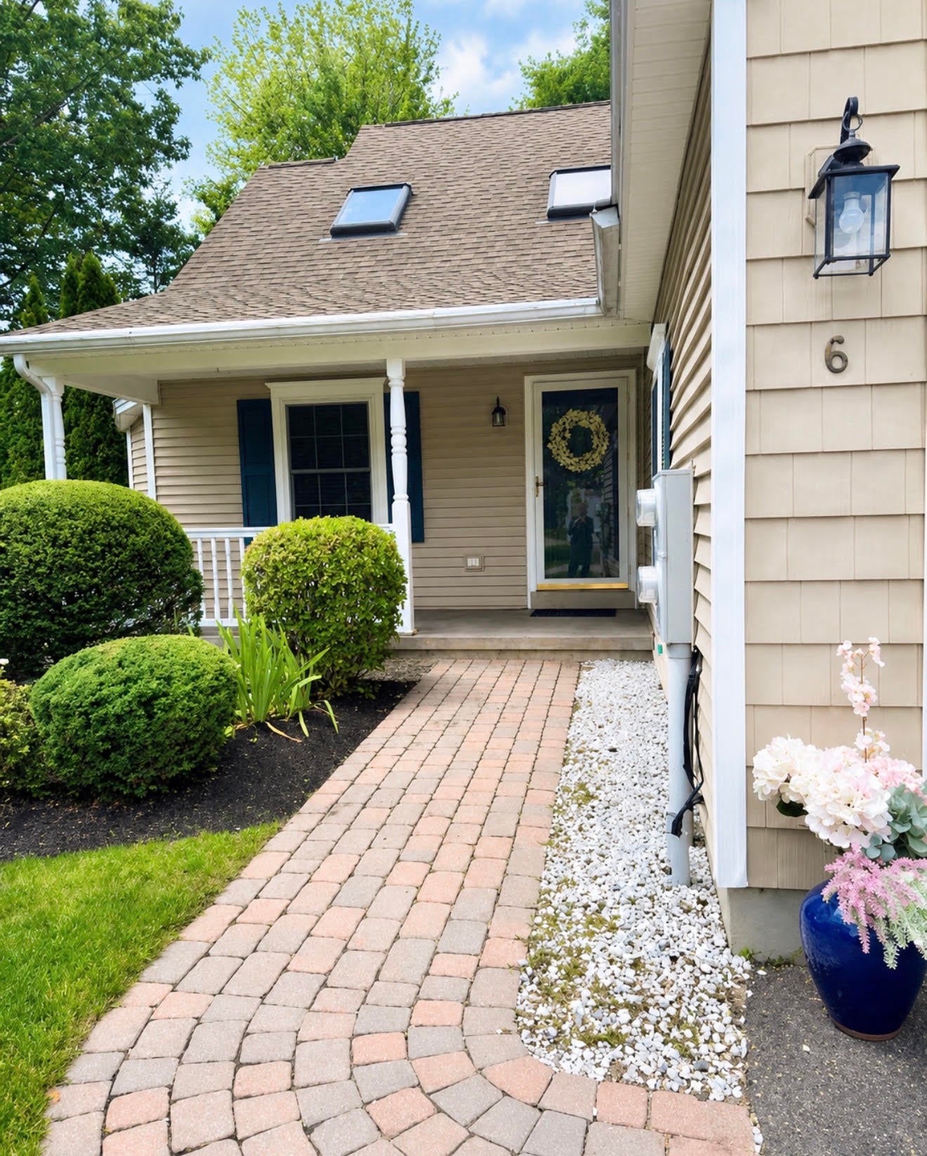 6 Sterling Drive 6