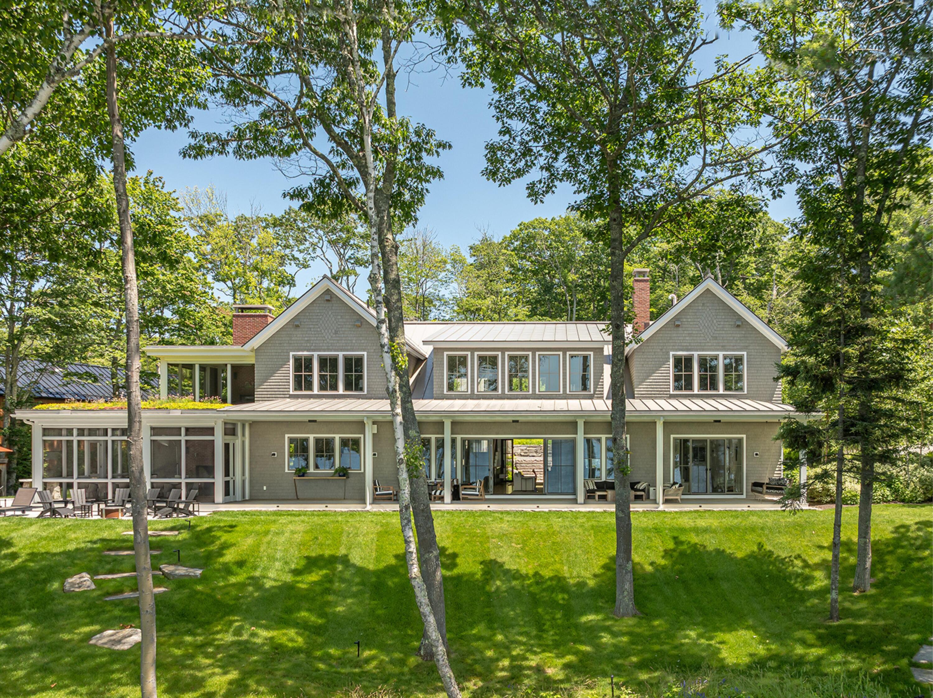 30 Edgewater Way