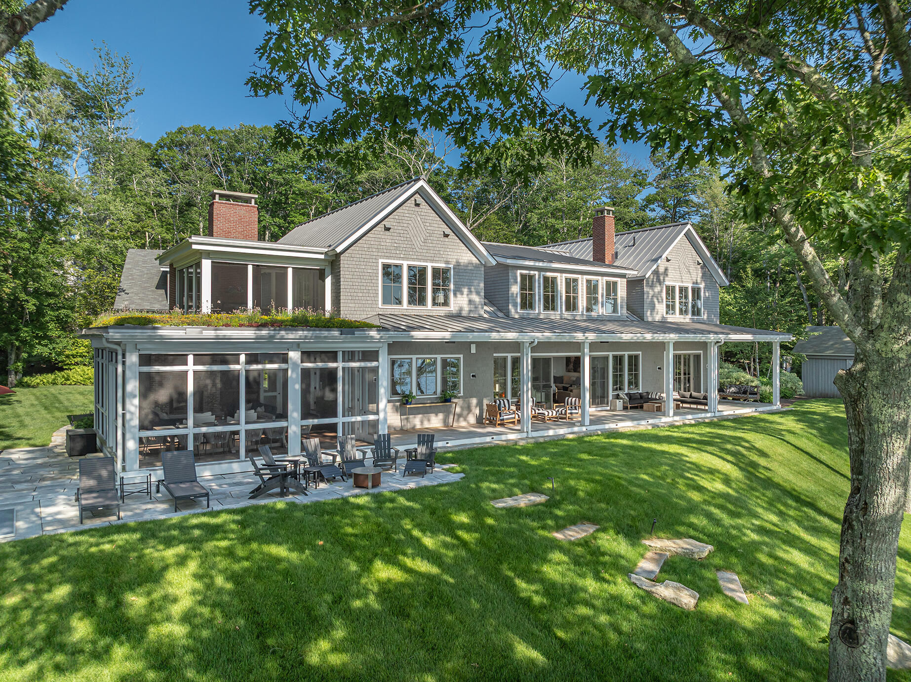 30 Edgewater Way