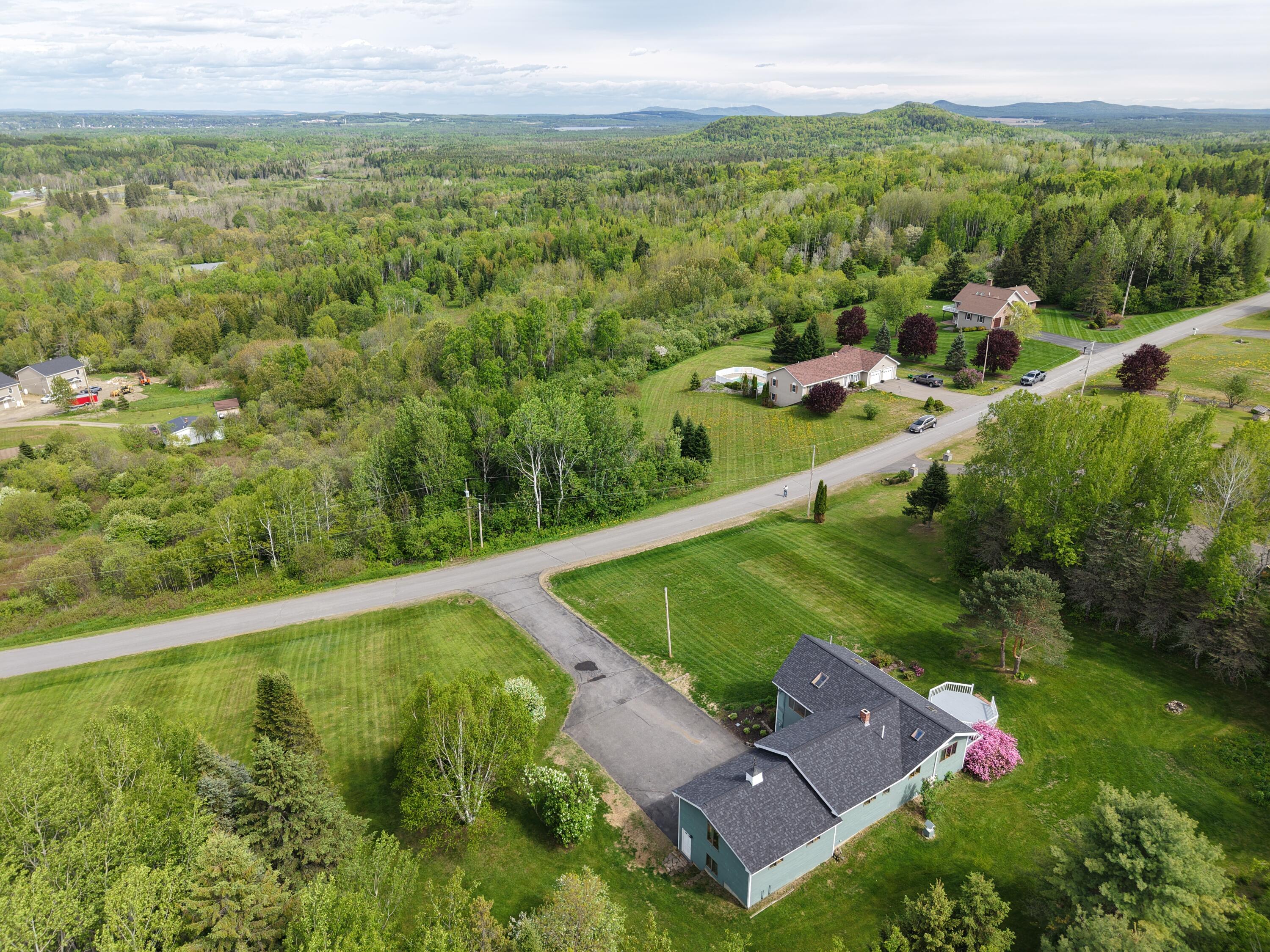 23 Braley Heights