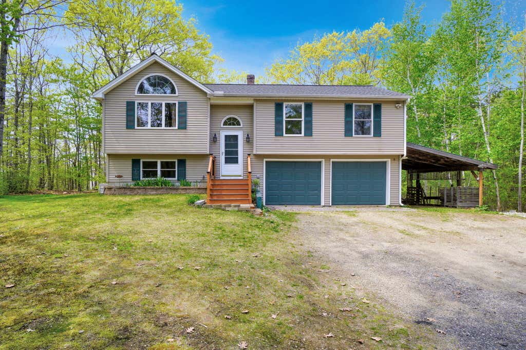 Photo of 21 Meadowbrook Drive, Waterboro, ME 04030 (MLS # 1663247)