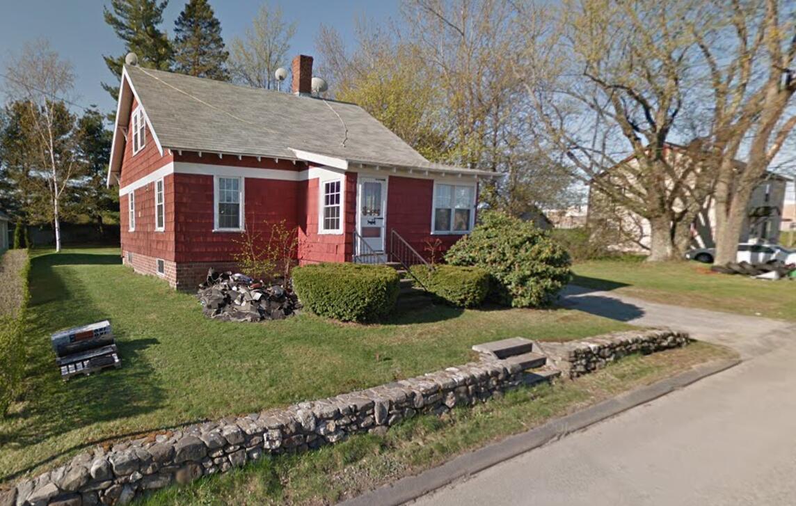553 Center Street